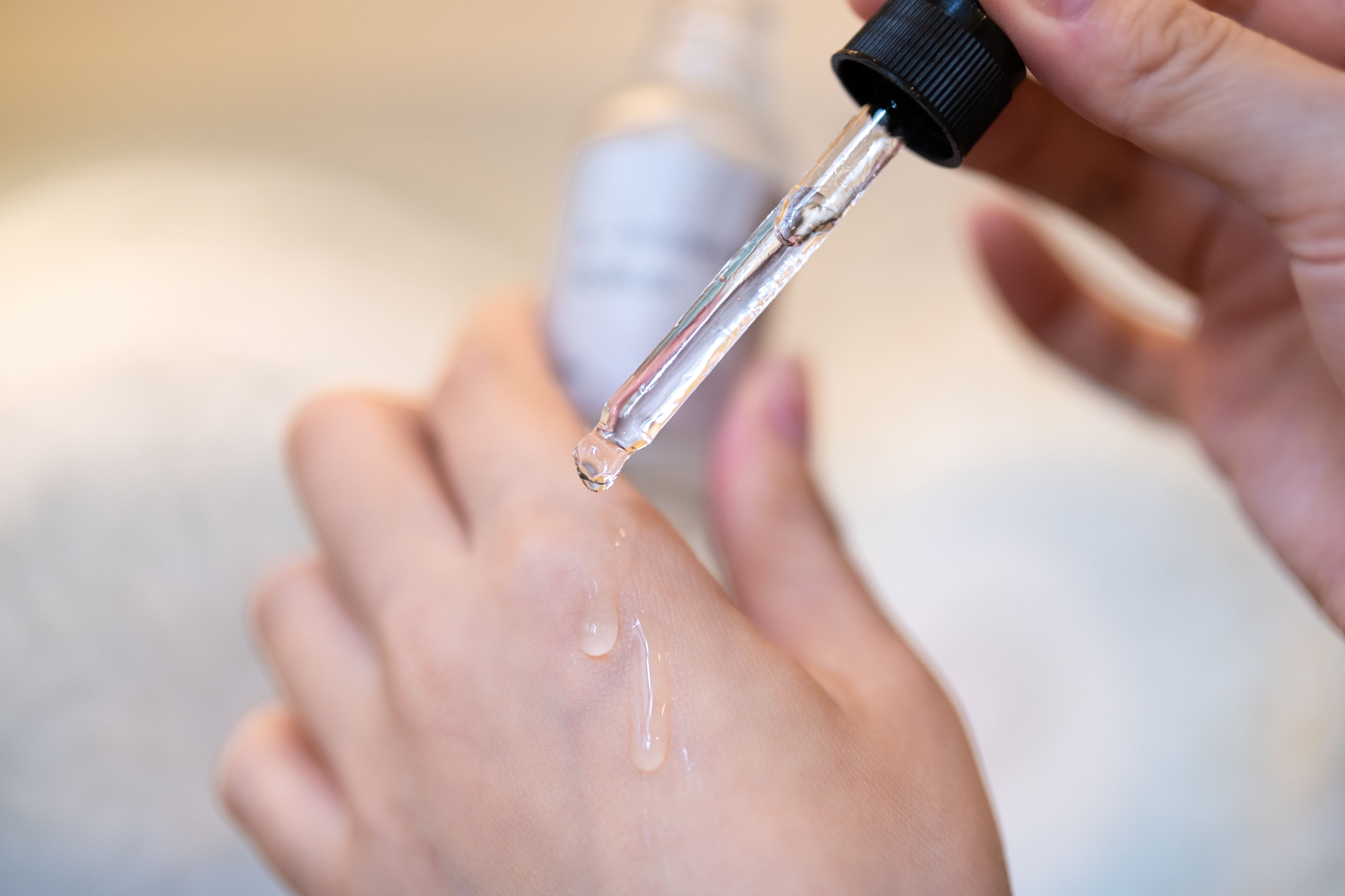 FYO S-保濕舒緩精華