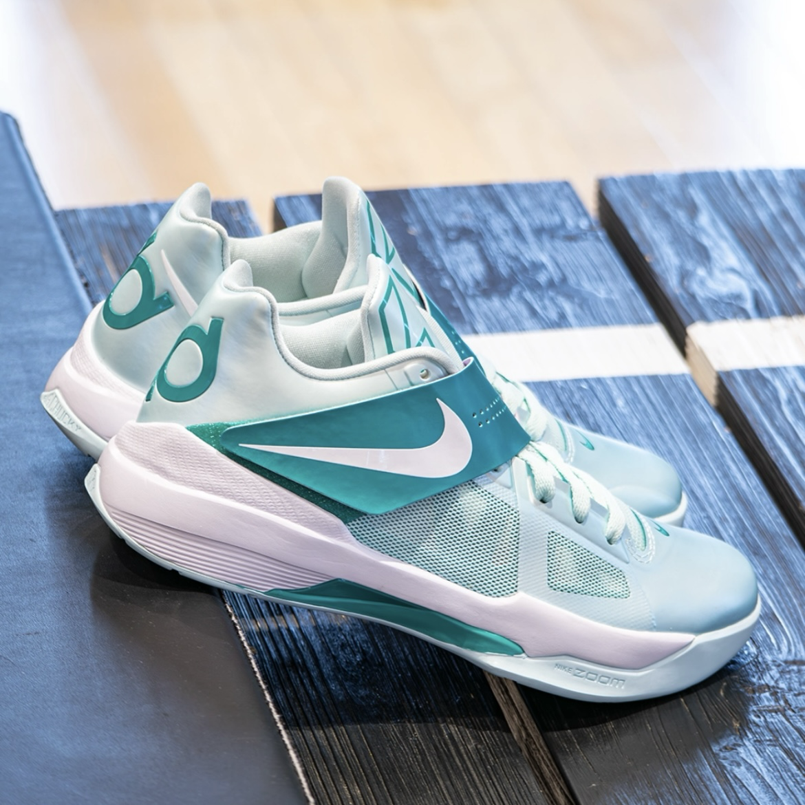 Nike KD 4 Easter (2025) 湖水綠 藍綠 復活節 復刻 四代 實戰籃球鞋