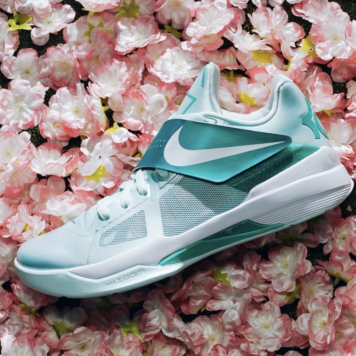 Nike KD 4 Easter (2025) 湖水綠 藍綠 復活節 復刻 四代 實戰籃球鞋