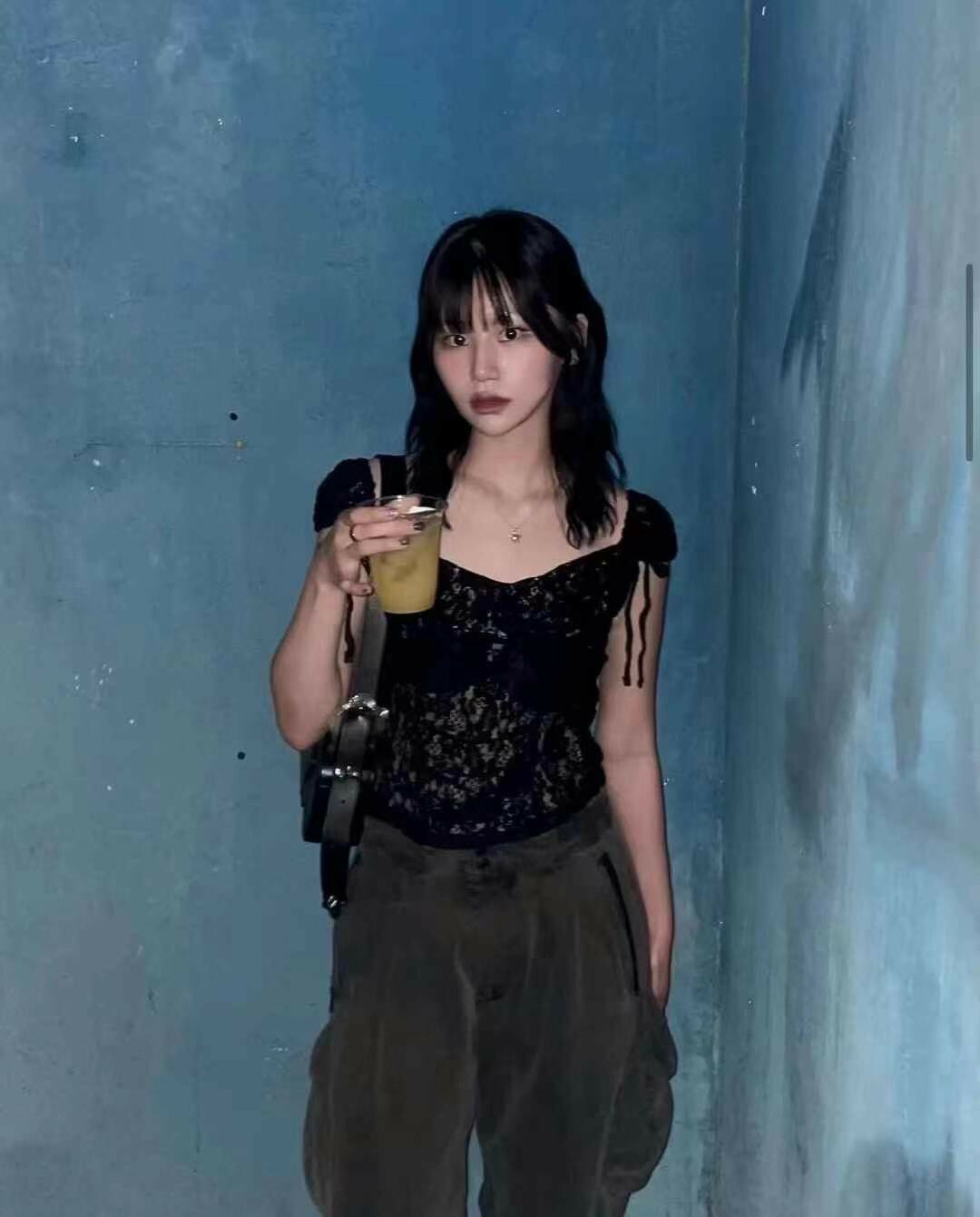 蝴蝶結甜酷透膚短肩上衣（2colors）