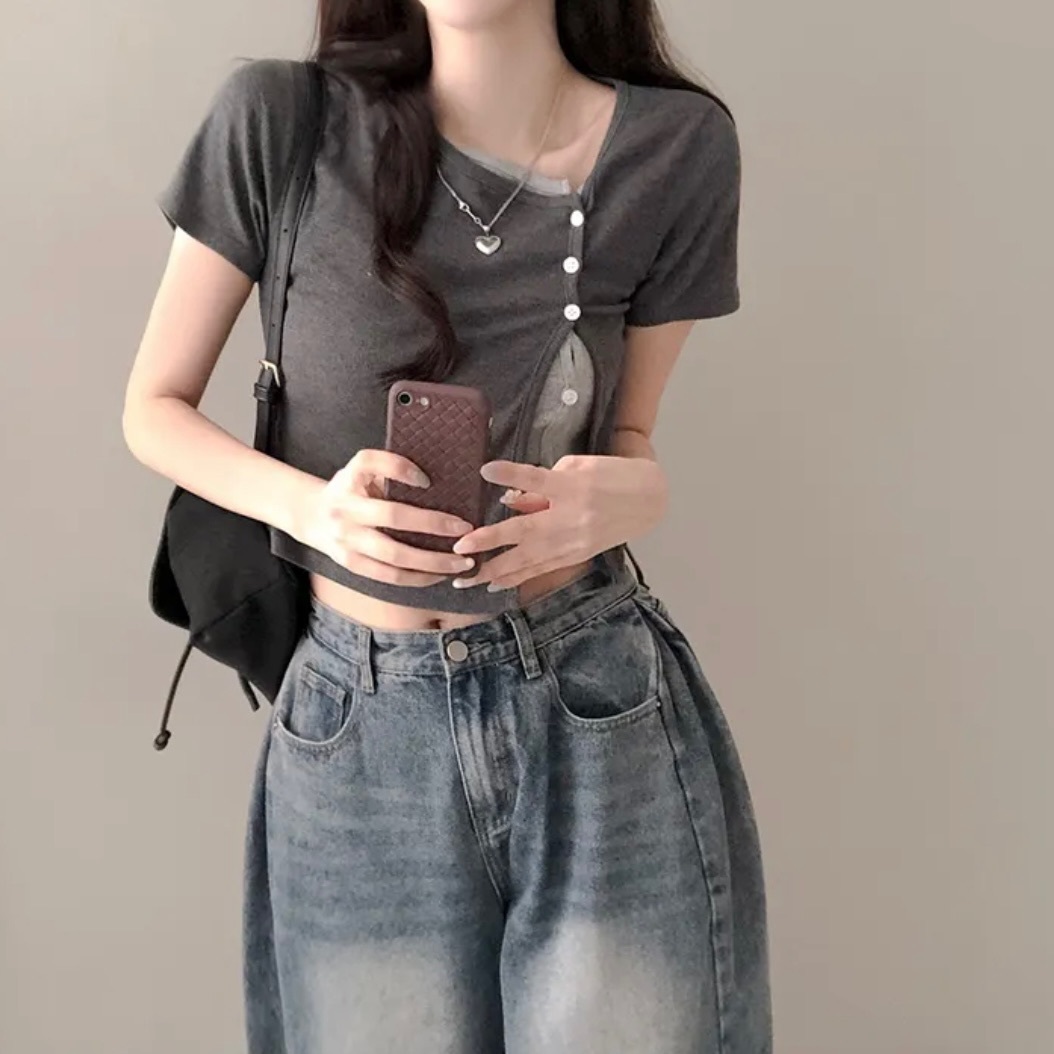 【優惠預訂】韓國雙層疊穿鈕扣羅紋短袖（3色）