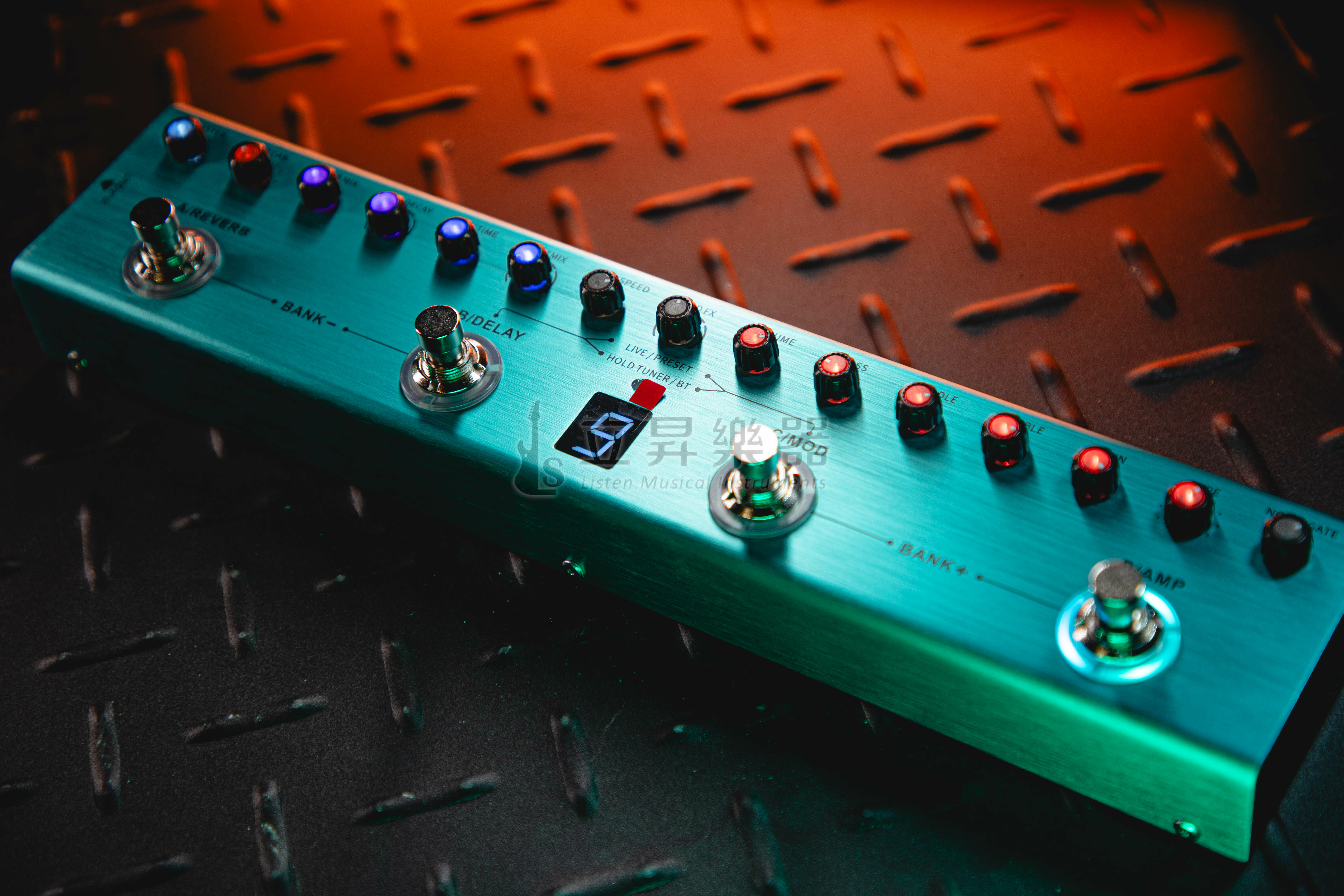 M-VAVE M-VAVE TANK-G TypeC 充電 IR 藍芽 電吉他 綜合效果器 第 4 張圖片｜三峽吉他 / Bass