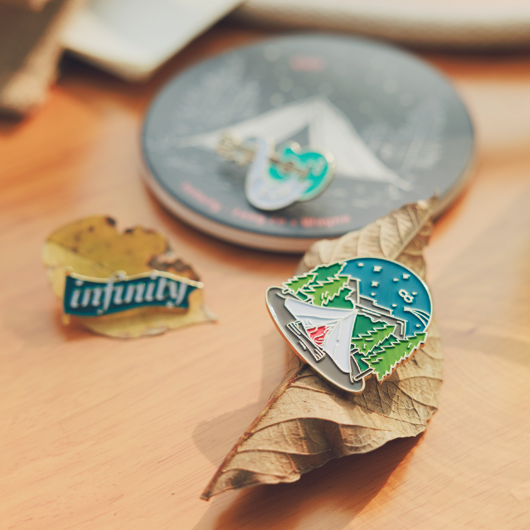 為你守候紀念徽章組