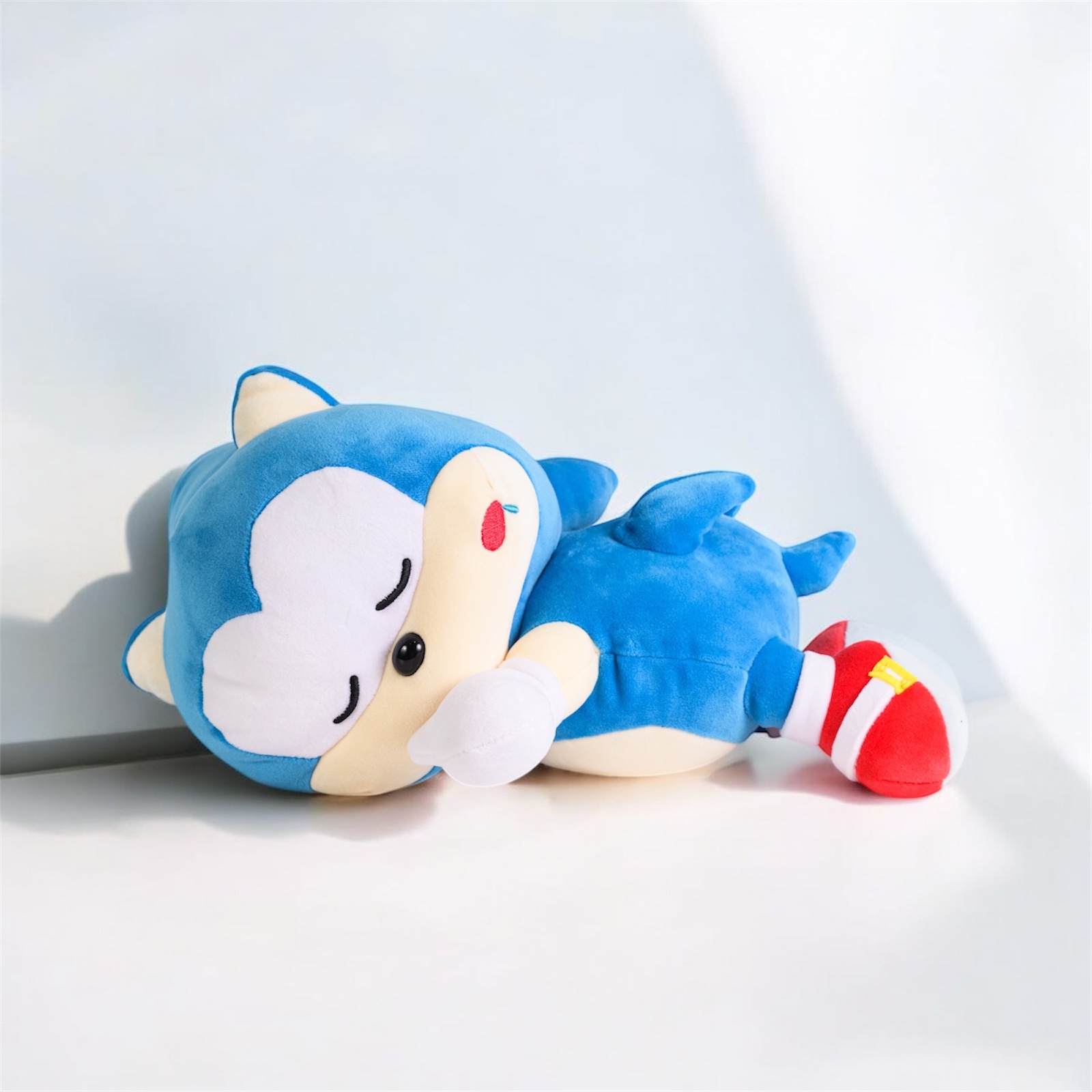 SONIC & FRIENDS - Sonic Plush (Sleeping)