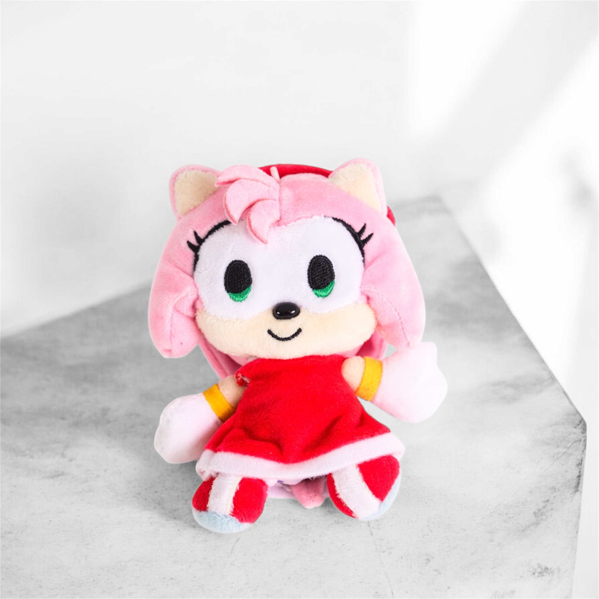 SONIC & FRIENDS - Amy Plush Keychain