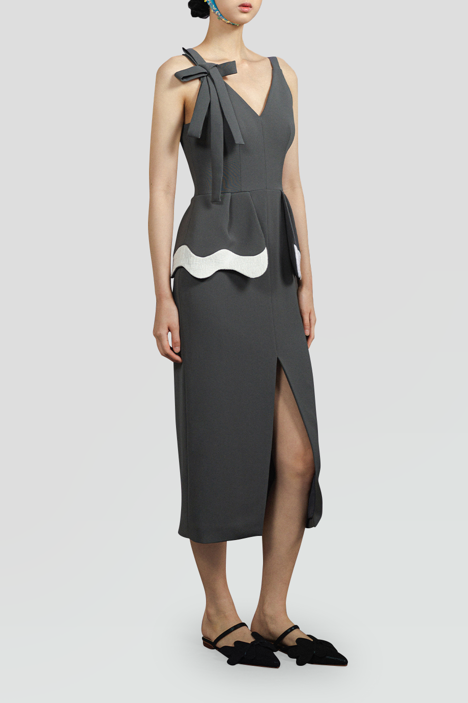 PEGGY HARTANTO｜QUIVER 蝴蝶結肩帶腰間裝飾洋裝