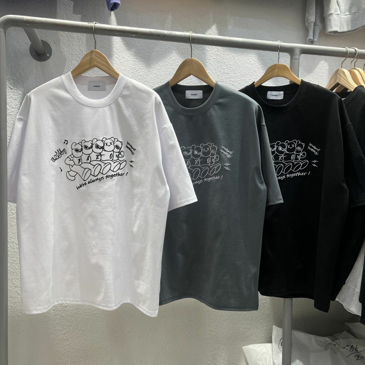 熊仔圖案英文字短袖Tee BARON-173T