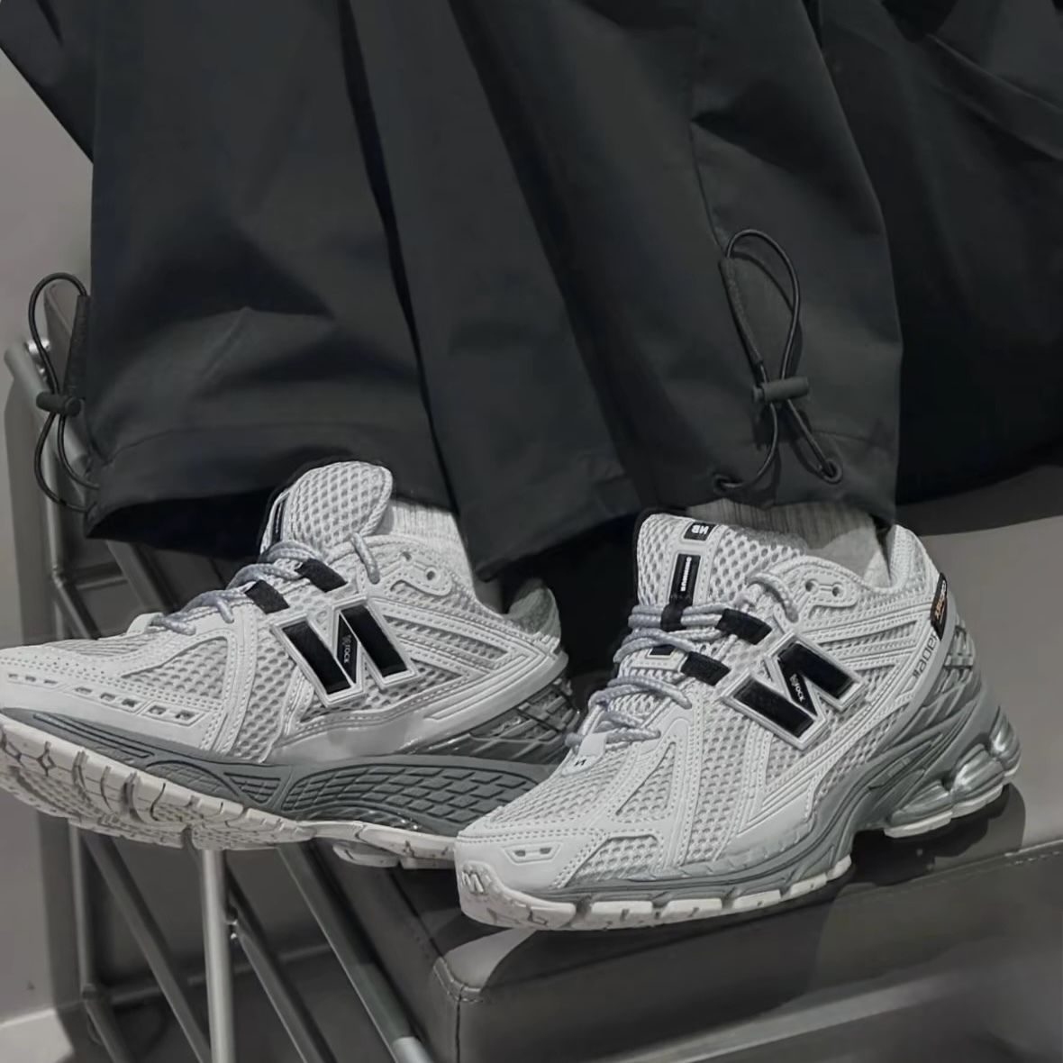 NEW BALANCE 1906R 霧灰 銀灰 黑魂 復古 休閒鞋 男女款 運動鞋 銀 灰 U1906ROA