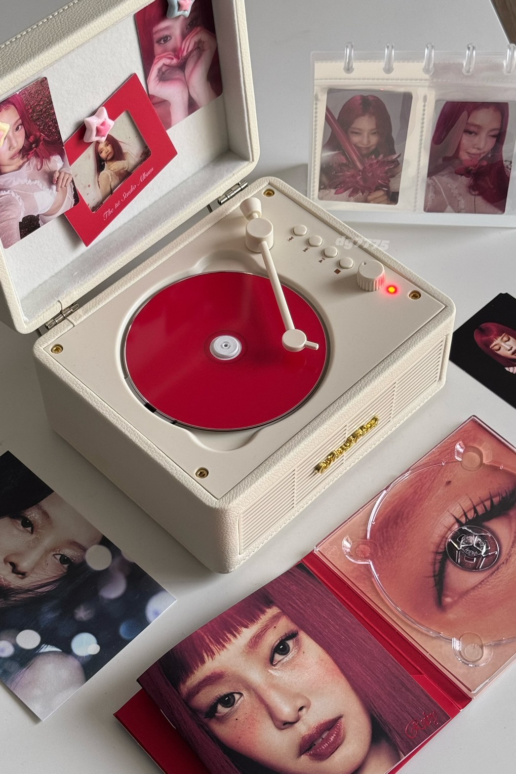 WhatPlus 復古CD播放機 磁吸背版 CD機 CD player 可攜式 音樂盒 音響