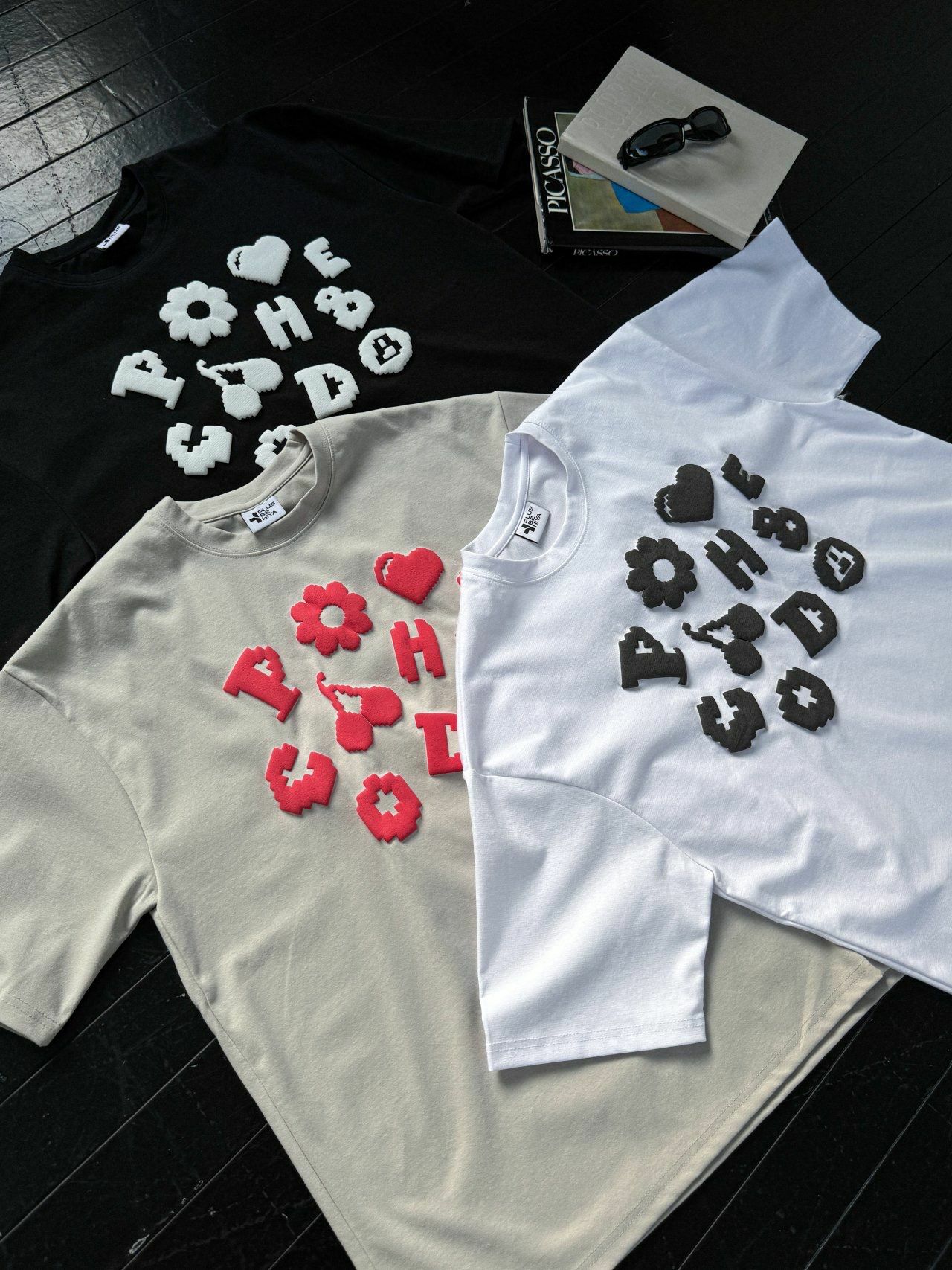 英文字圖案短袖Tee PLUS82HIYA-134T