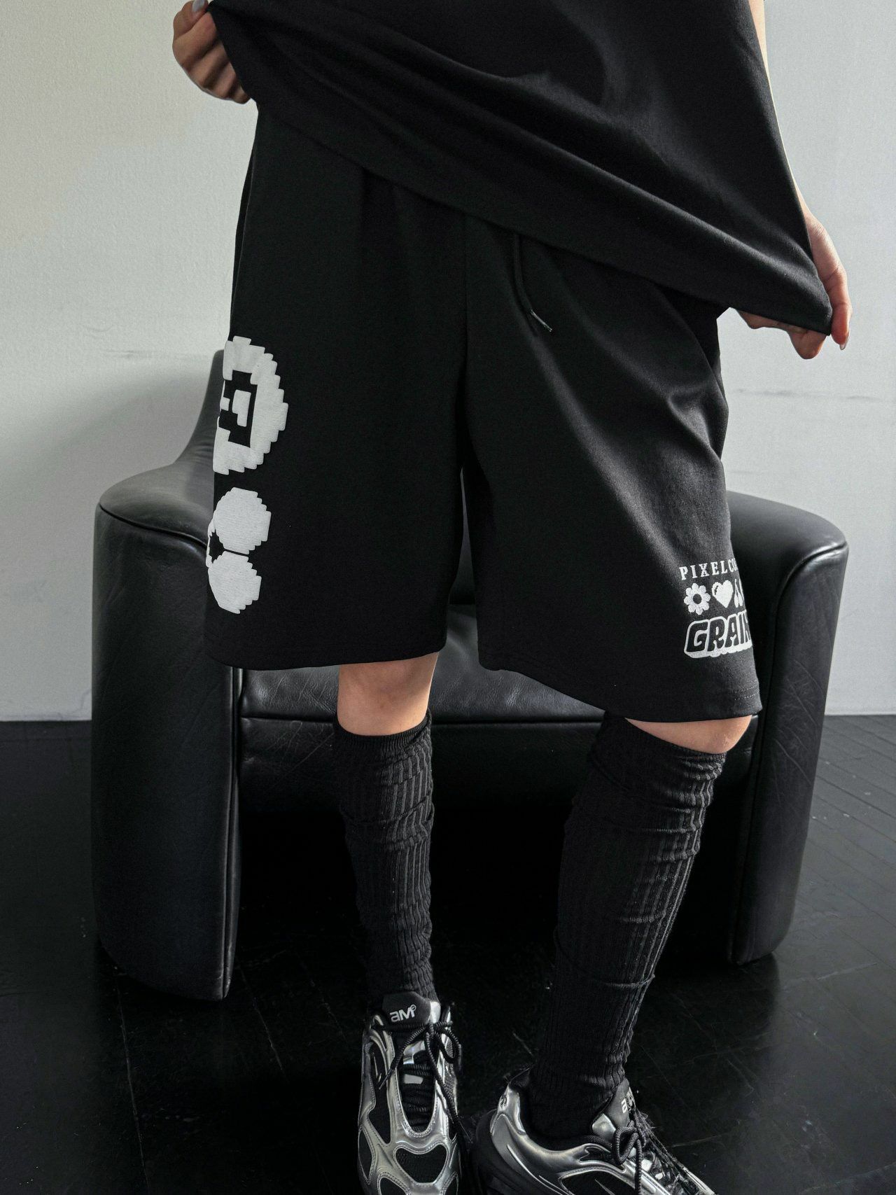 英文字圖案短褲 PLUS82HIYA-135P