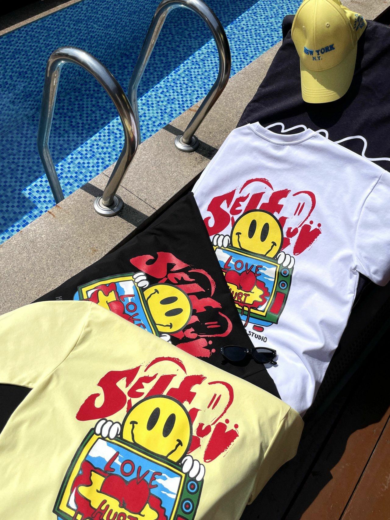 笑哈哈圖案英文字短袖Tee PLUS82HIYA-131T