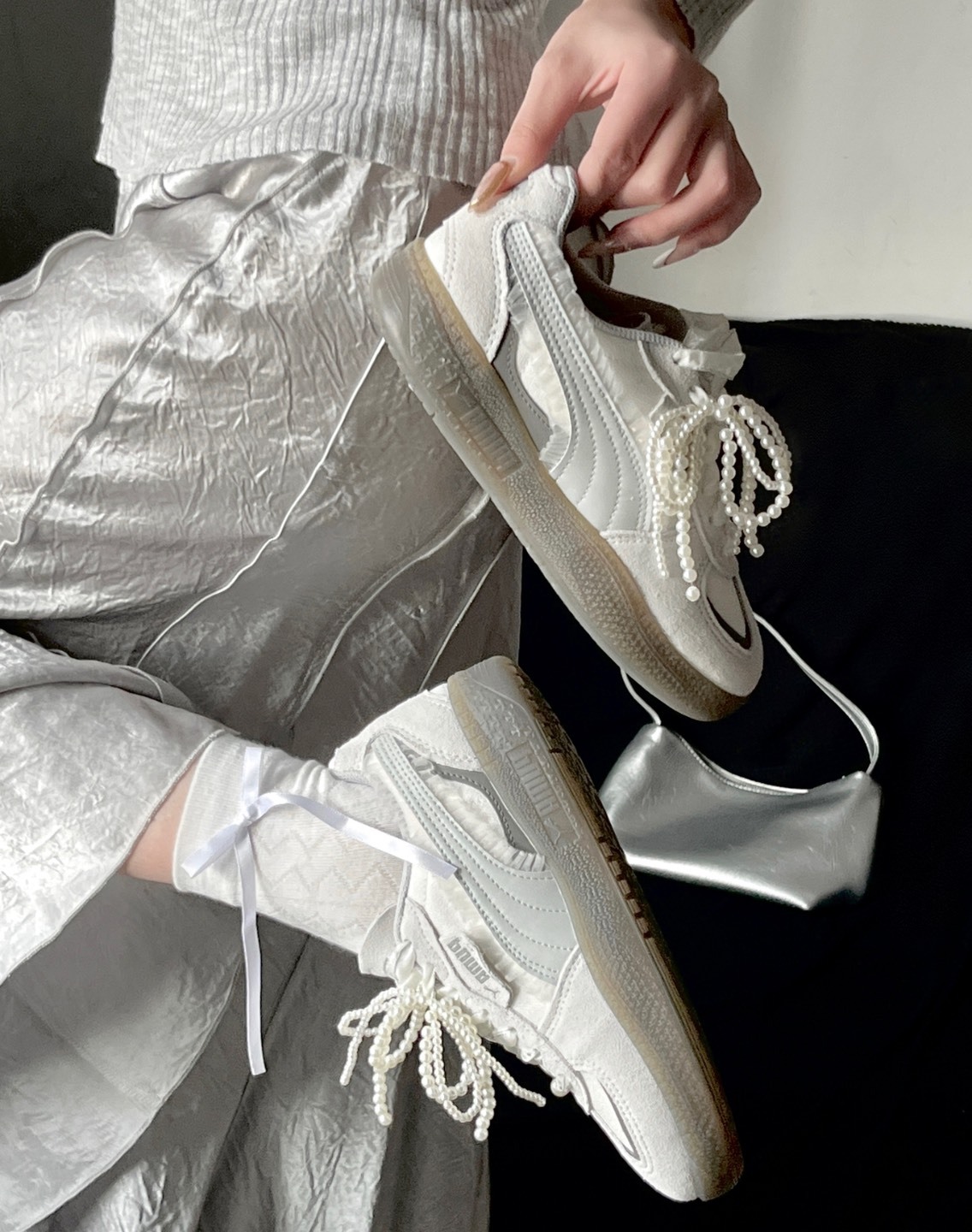 PUMA Palermo 女款復古厚底T字板鞋（灰色）