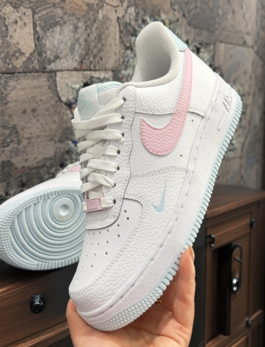 Nike Air Force 1 ’07 女款 白粉色百搭板鞋