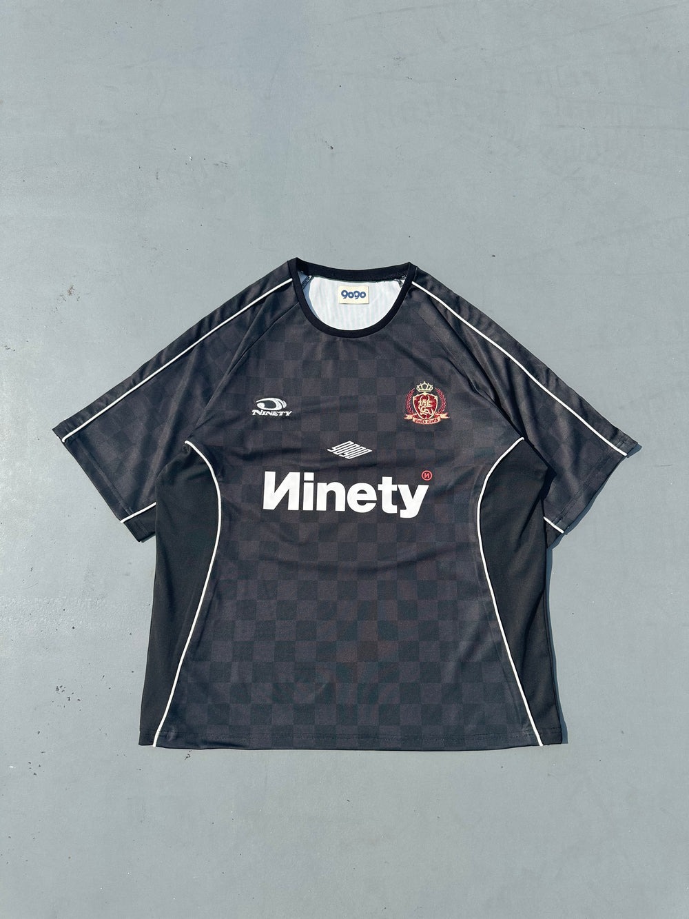 2025SS 9090 Emblem Piping Game S/S Shirts 拼接滿版棋盤格足球衫