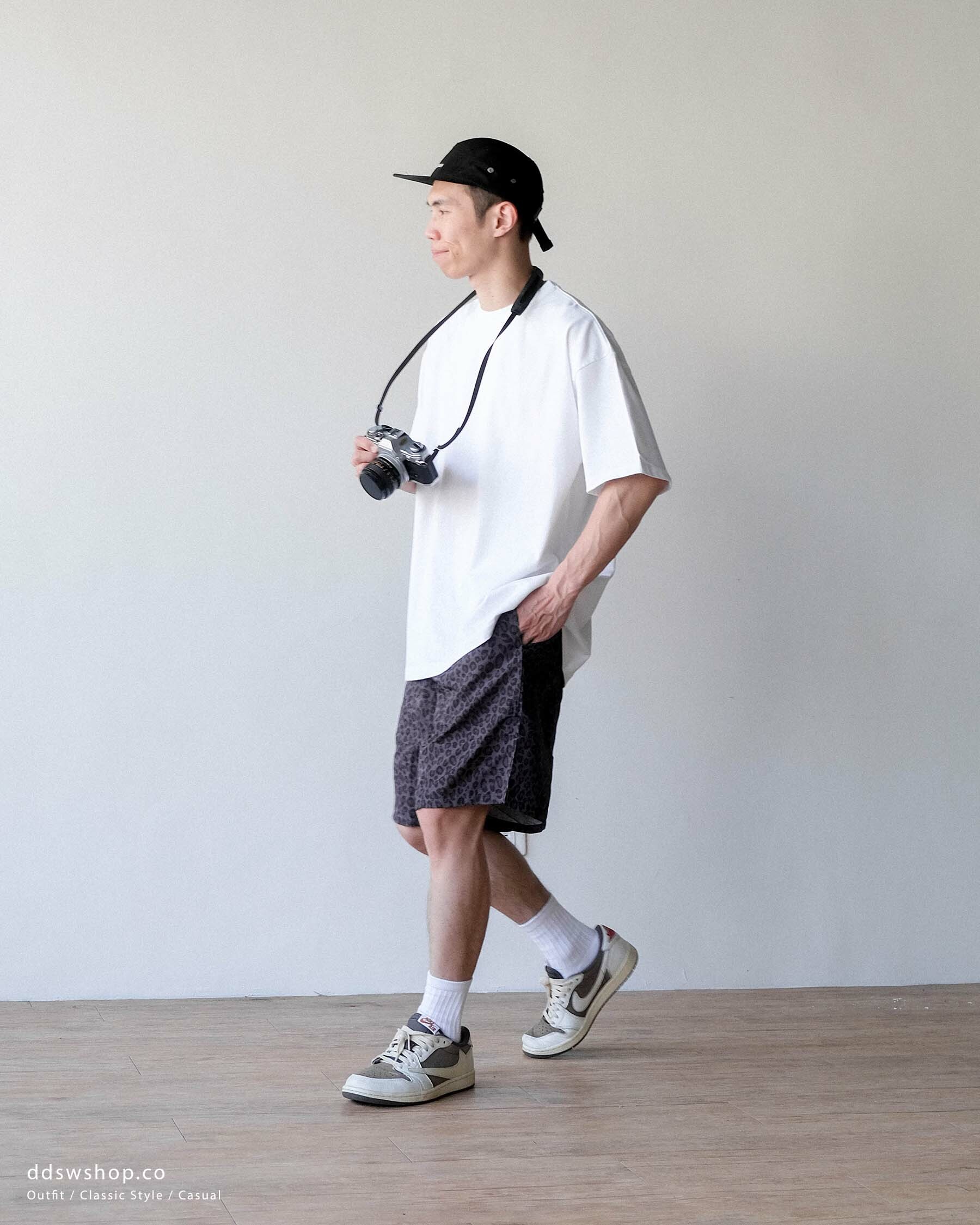 "現貨" D.CLOSET 防潑水 豹紋短褲