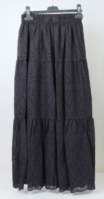 PL 黑色通花橡筋腰半身裙 YSK70031A -T