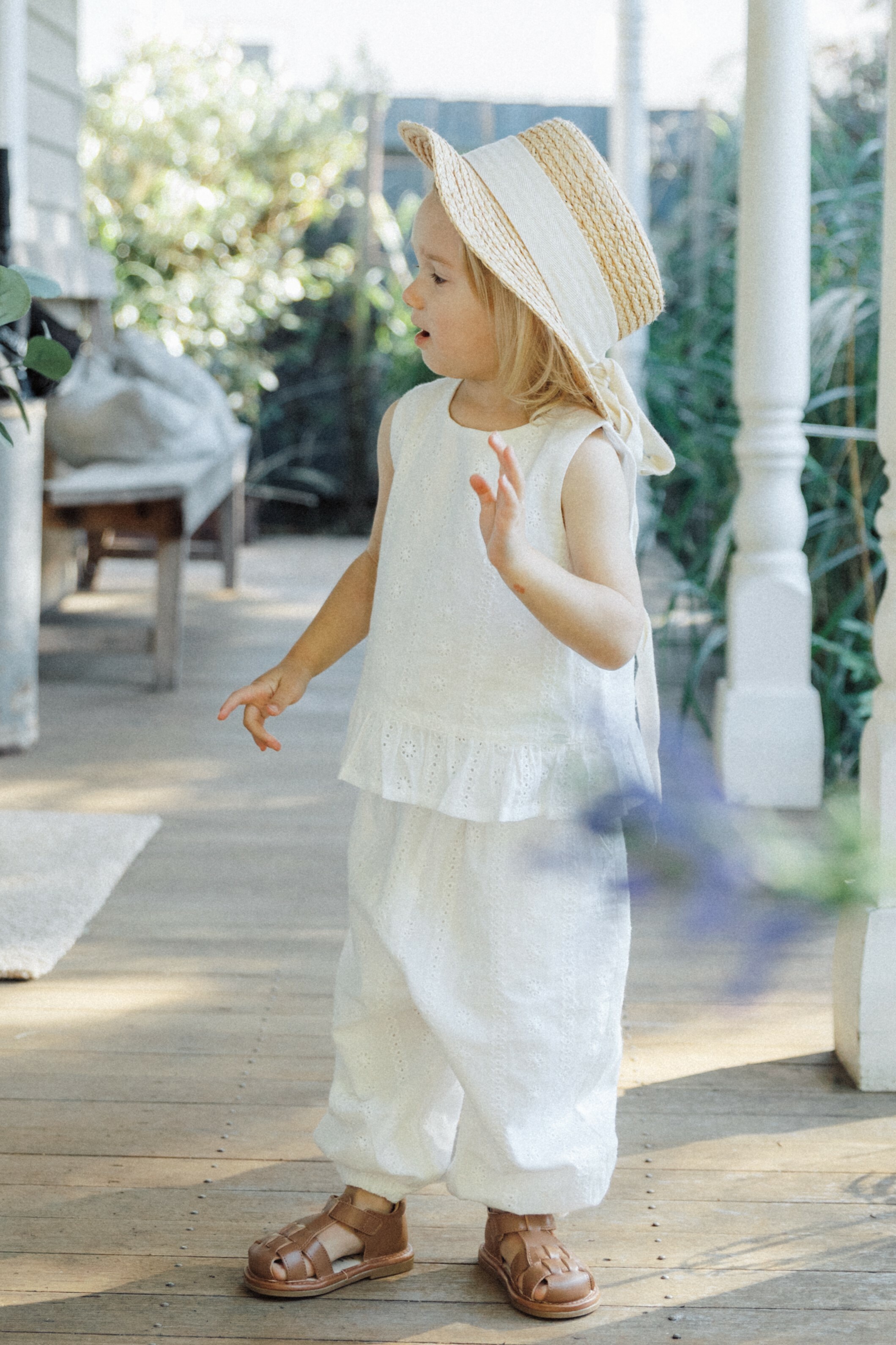 WirraWirra▪︎蕾絲繡花背心Embroidery Tank Top