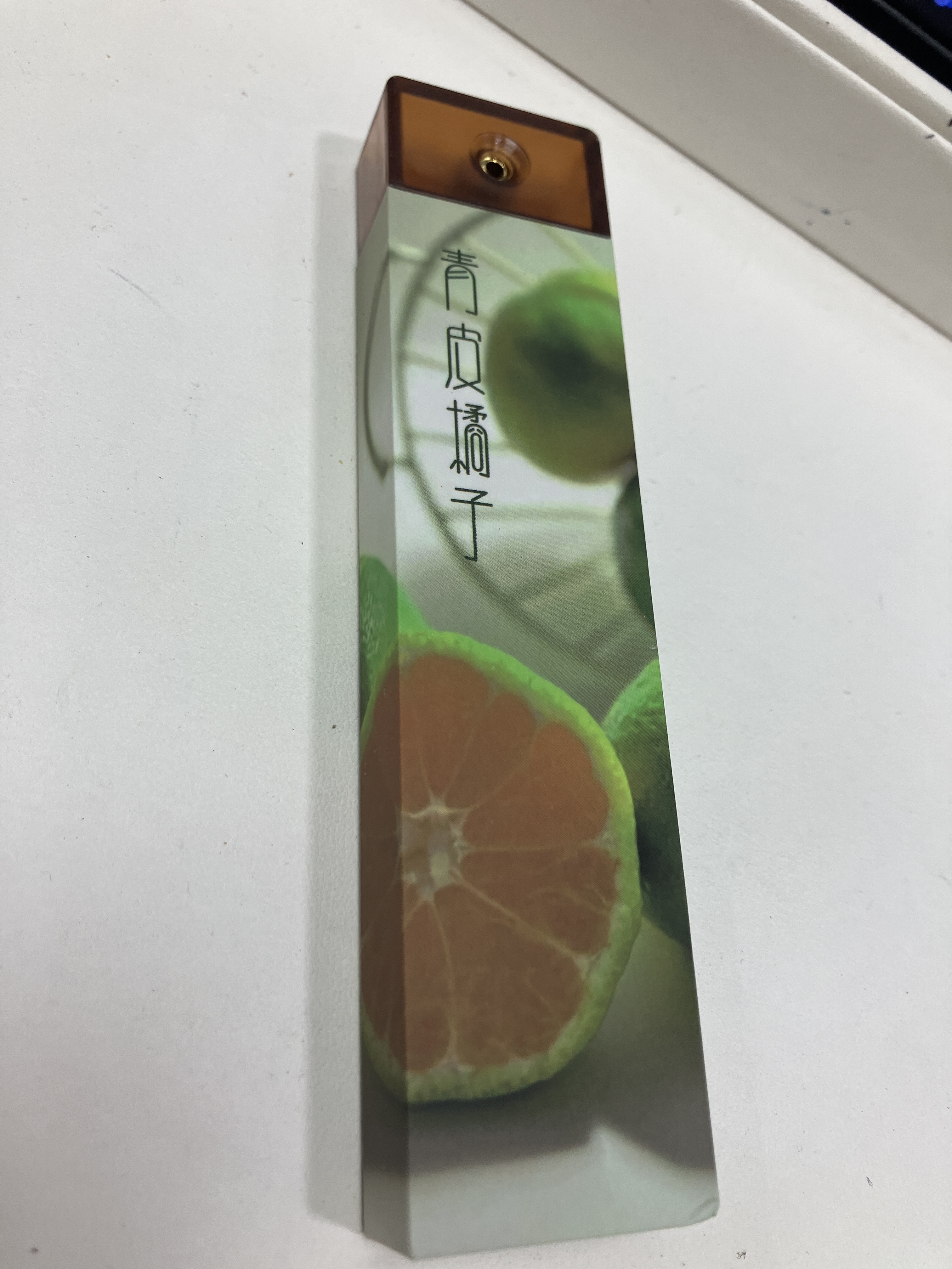 250927 - C6 百年線香（自帶香座）- 青柑