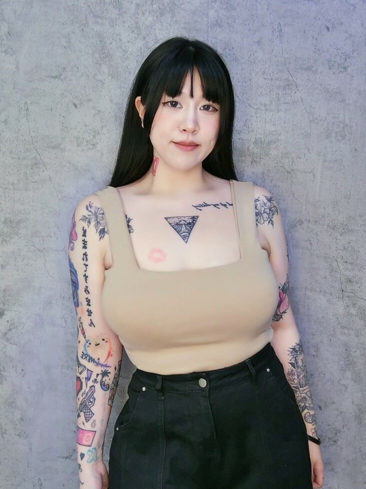 寬肩帶BraTop大奶背心