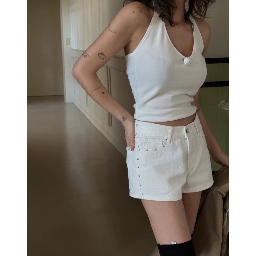 1466圓鉚釘牛仔短褲