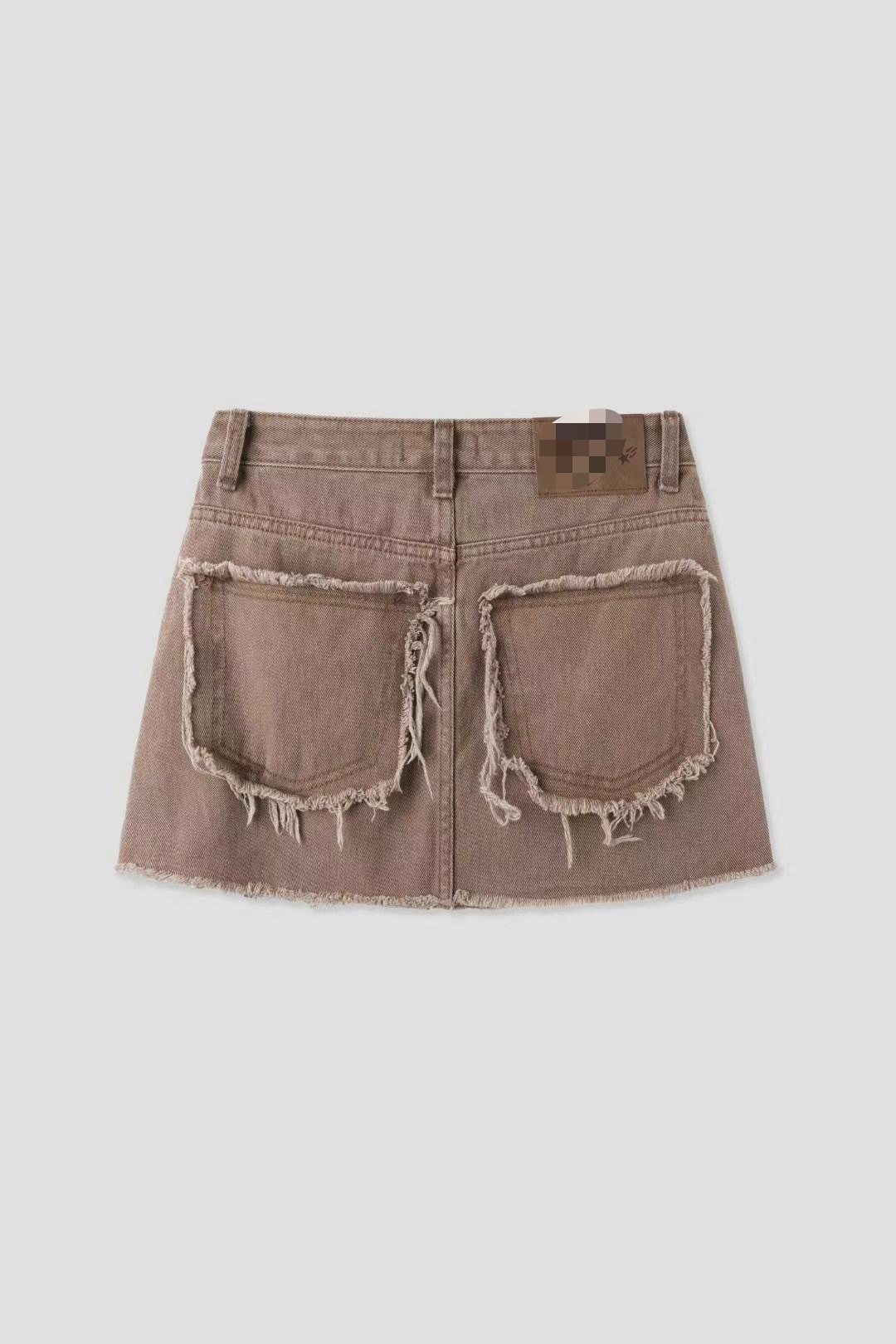 1479鬚邊後口袋鉚釘短裙