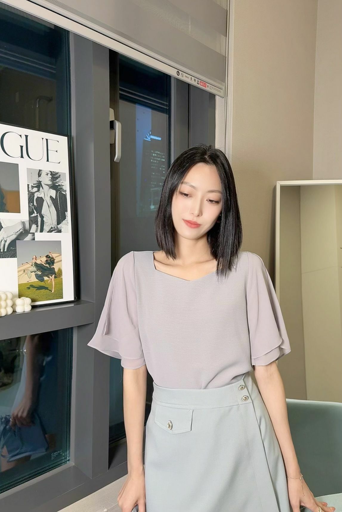 TOP#7094🤍兩層花瓣就上衣