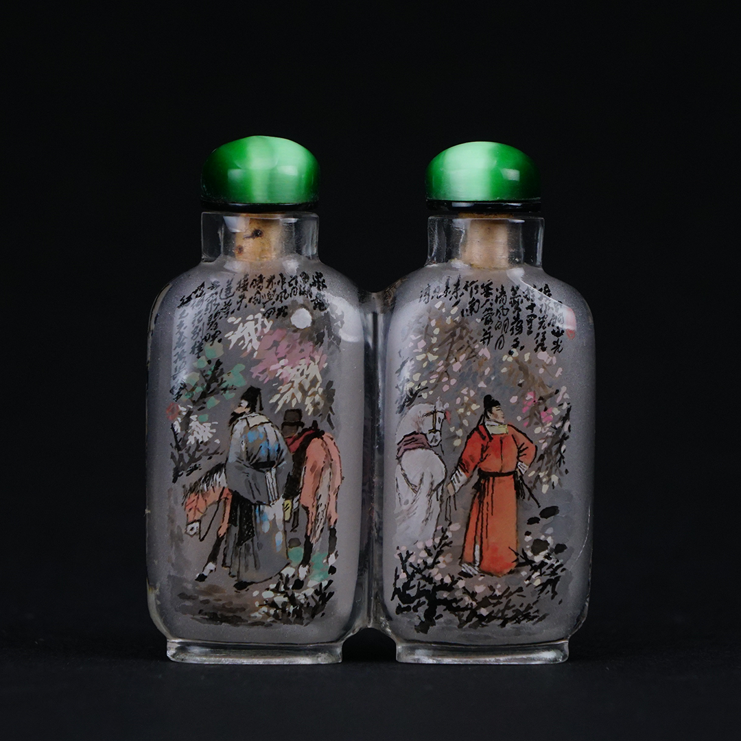 人物精繪連體鼻煙壺 雙壺相映描繪文人雅士書香氣韻