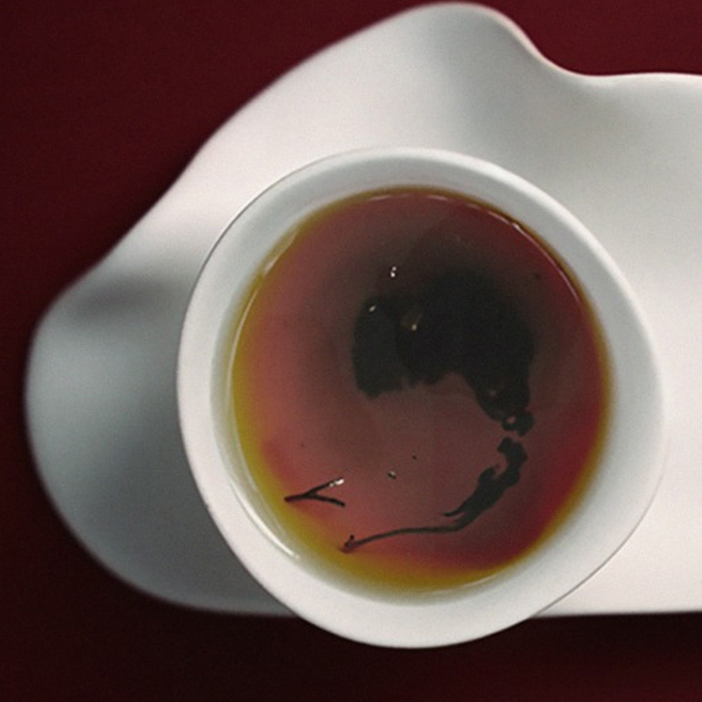 【官網】鐵盒手工香水 #02 Atelier Tea