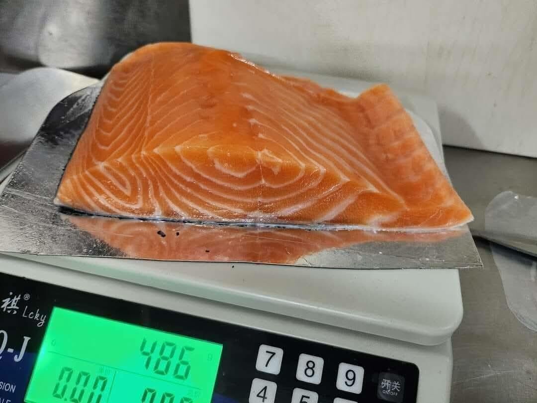 刺身用-空運靚廠冰鮮刺身三文魚