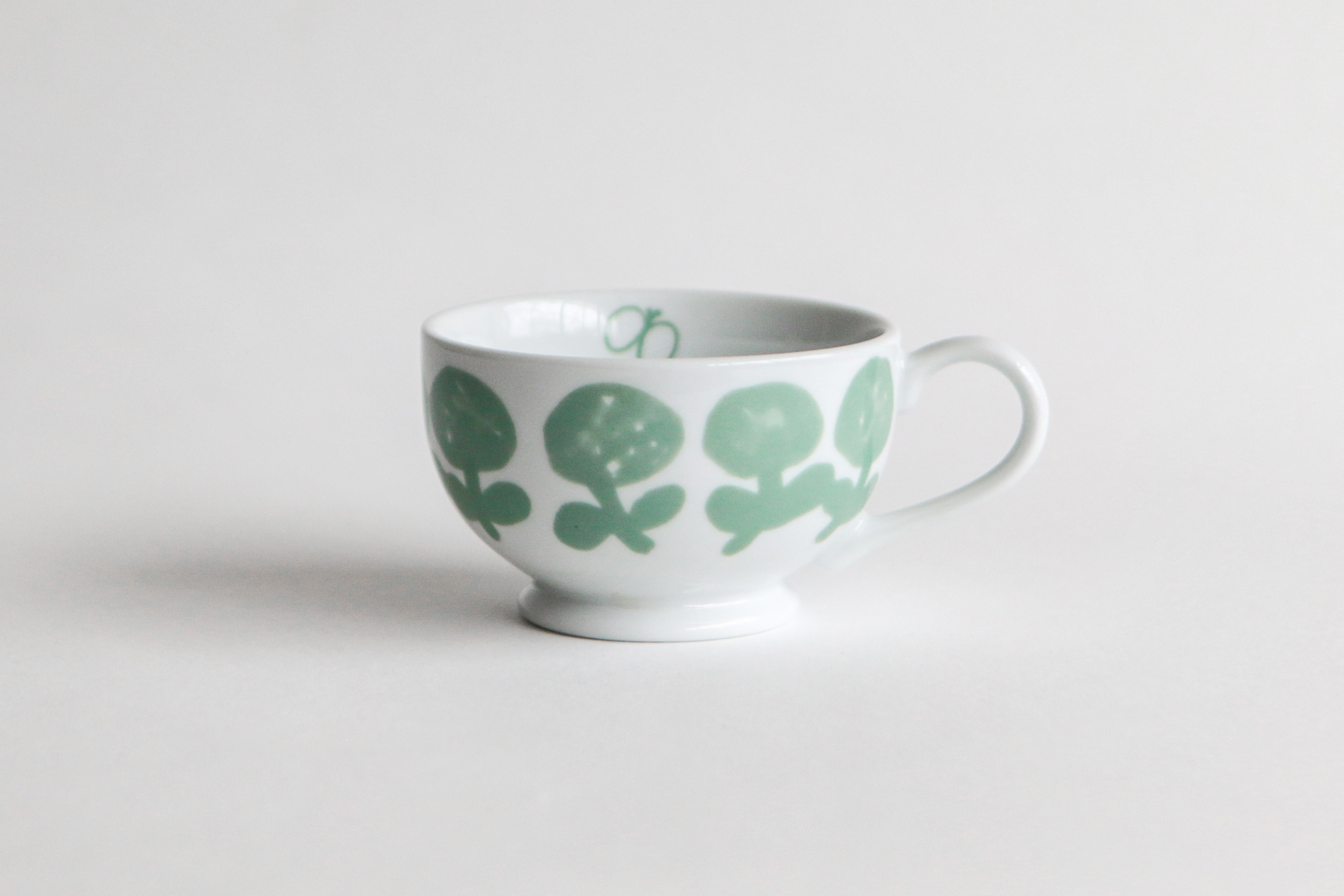 PASS THE BATON-mina perhonen 高台早餐杯/淡綠花/盈盈花系列