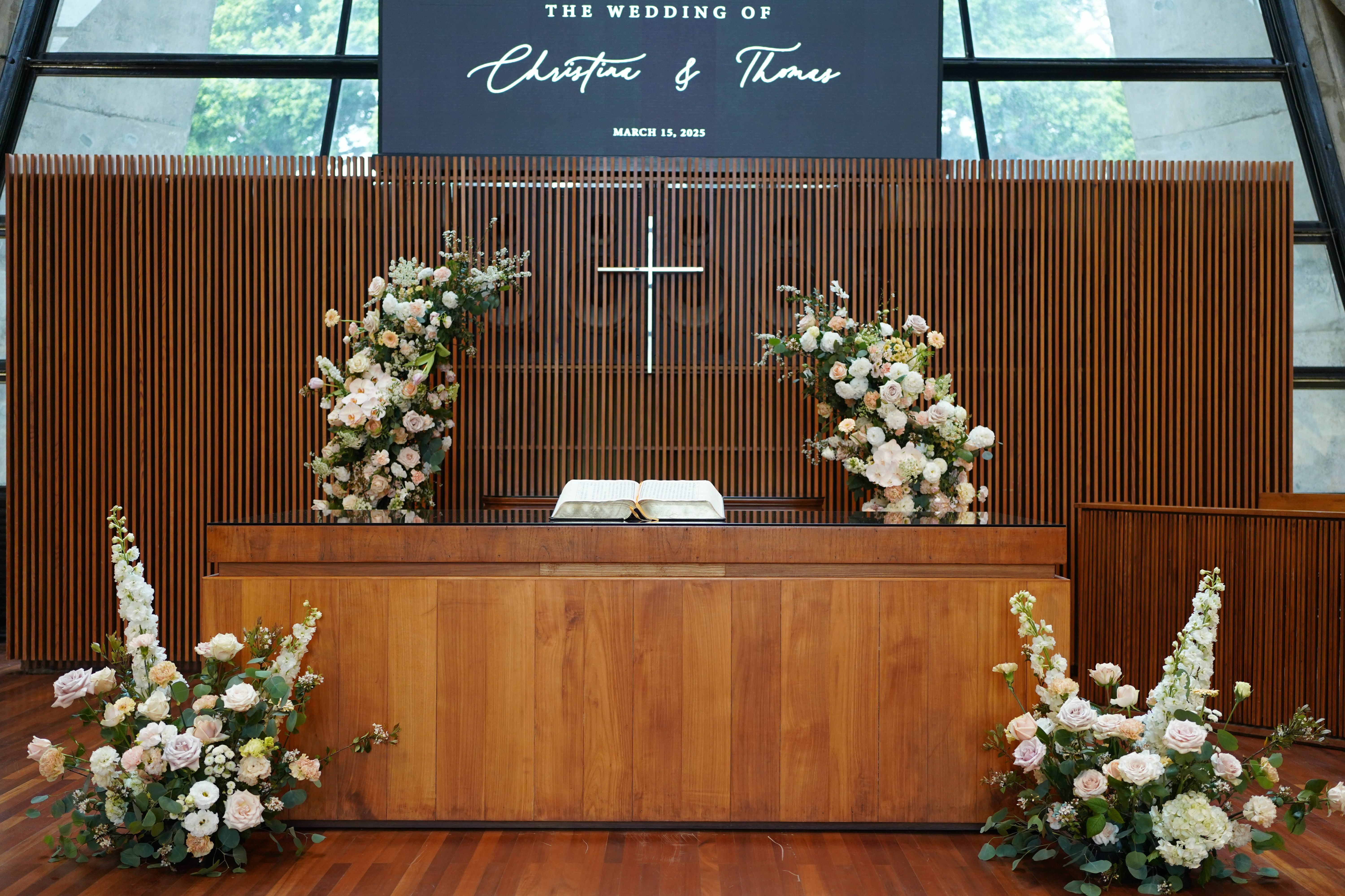 Blooming.sein 林粼花藝設計 婚禮佈置 鮮花佈置 教堂證婚