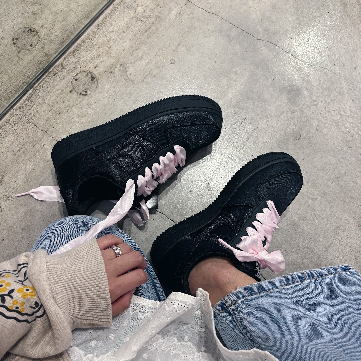 Nike Air Force 1 Low 日本新款 黑粉 緞帶粉 緞帶鞋帶 AF1 IH2034-010