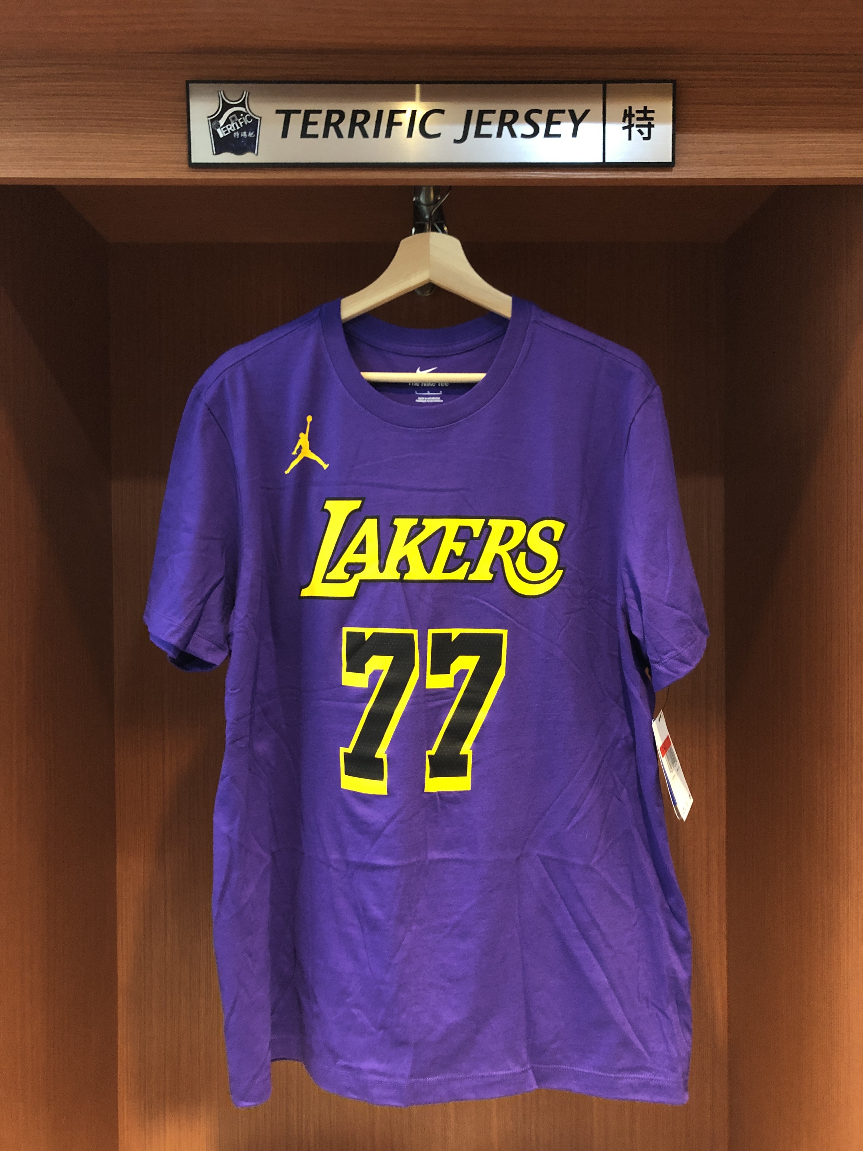 NBA短袖 Luka Doncic 洛杉磯湖人紫 Statement Jordan Player Name Tee 棉質短袖 全新