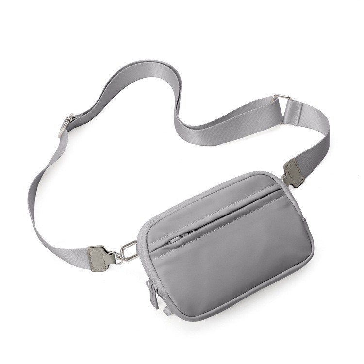 防潑水多功能小包 灰色