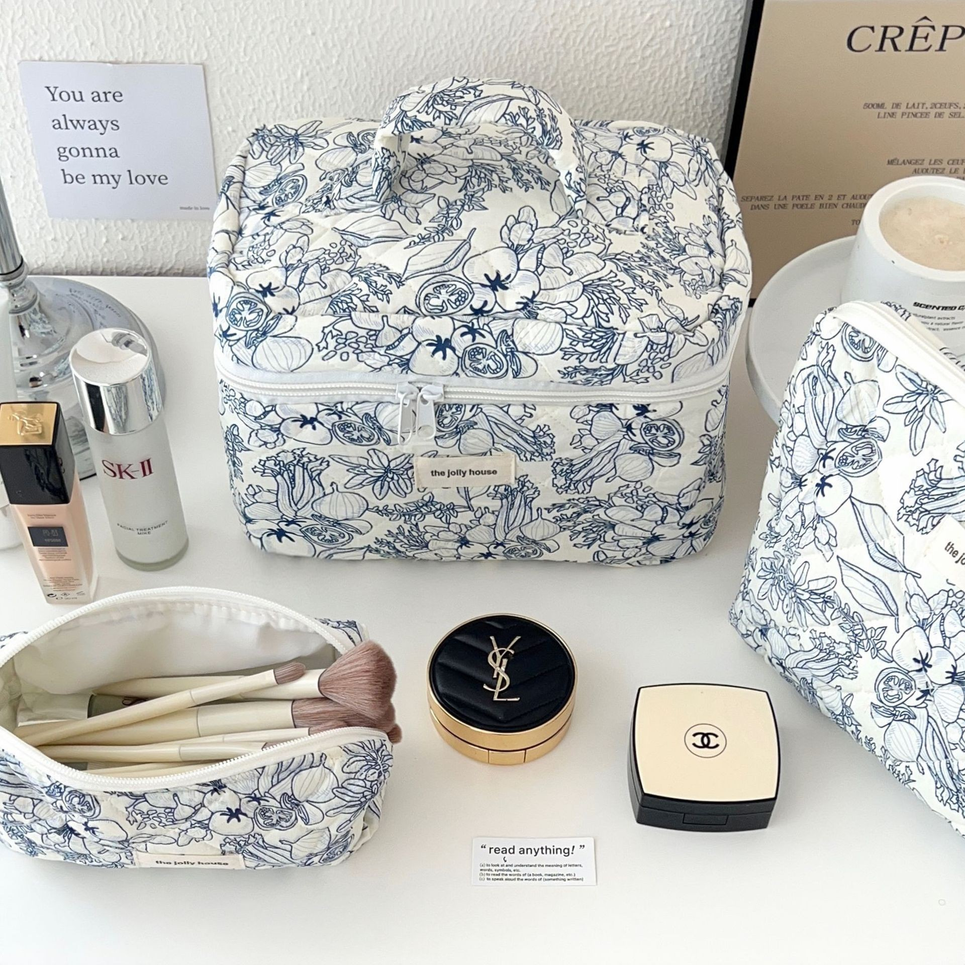 INS Cute Large-Capacity Cosmetic Bag