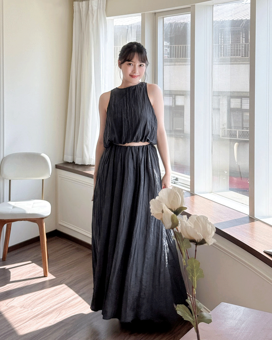 LINA LINA漂亮度日純色紋理上衣長裙兩件組-星空黑