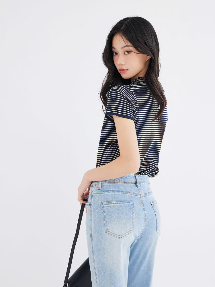 後釦設計顯瘦針織上衣