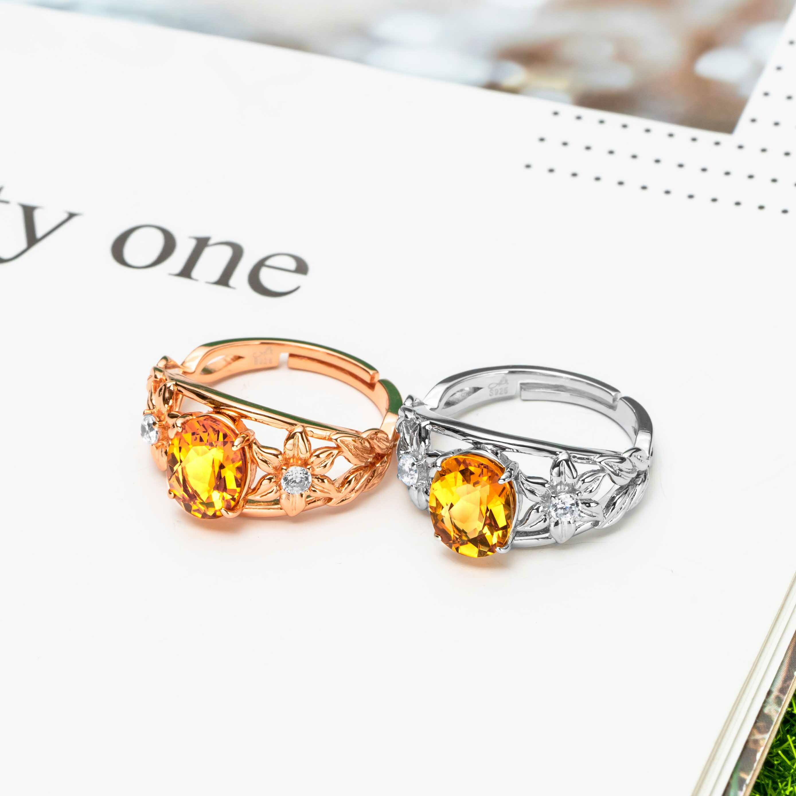 黃水晶花朵金銀兩色戒指