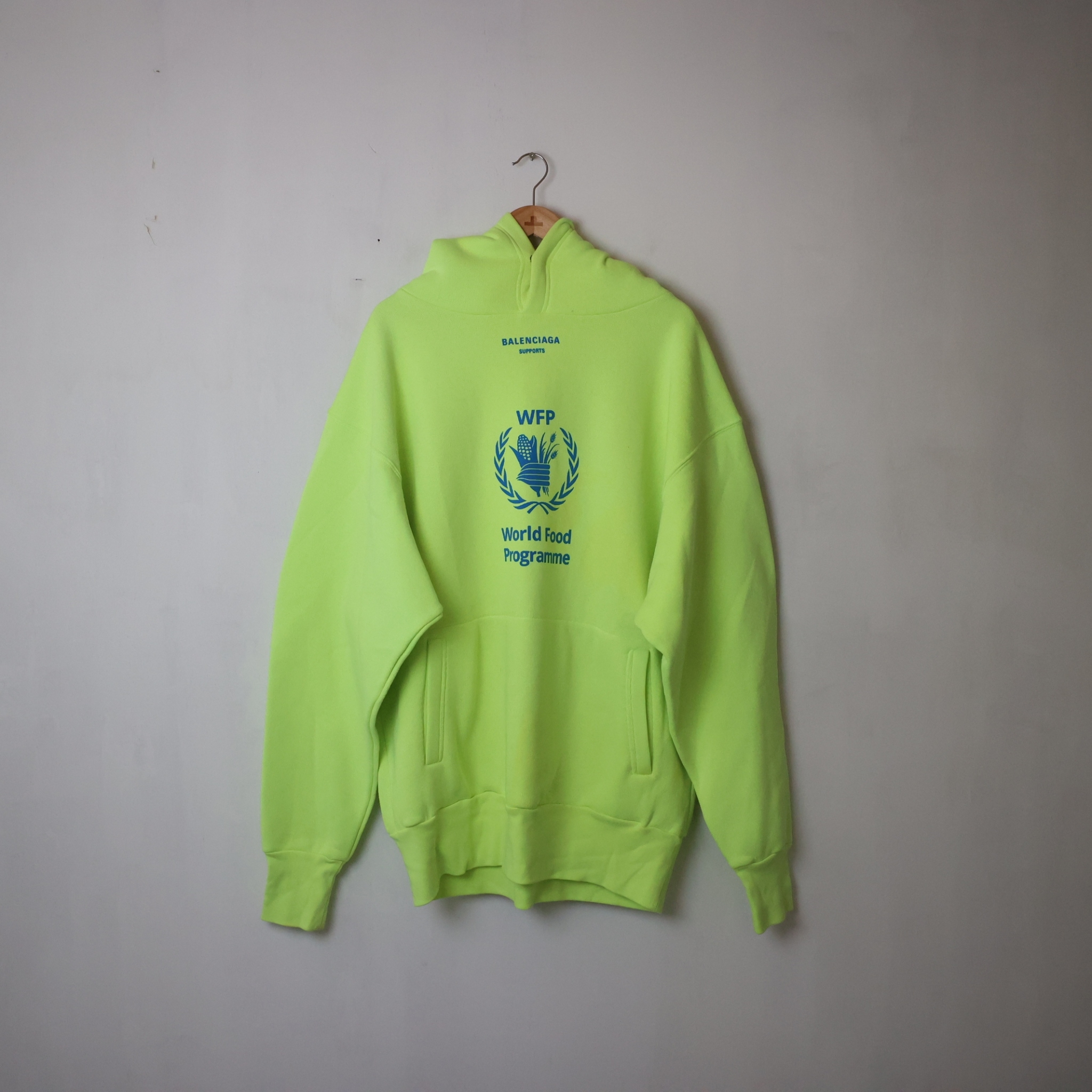 Balenciaga Buttoned Logo World Food Programme Printed Cotton Hoodie SIZE S