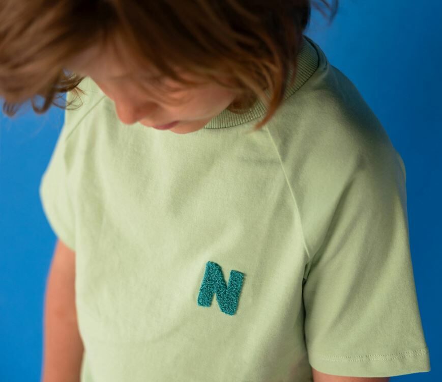 NIXNUT 大寫N上衣 N T-shirt Spring