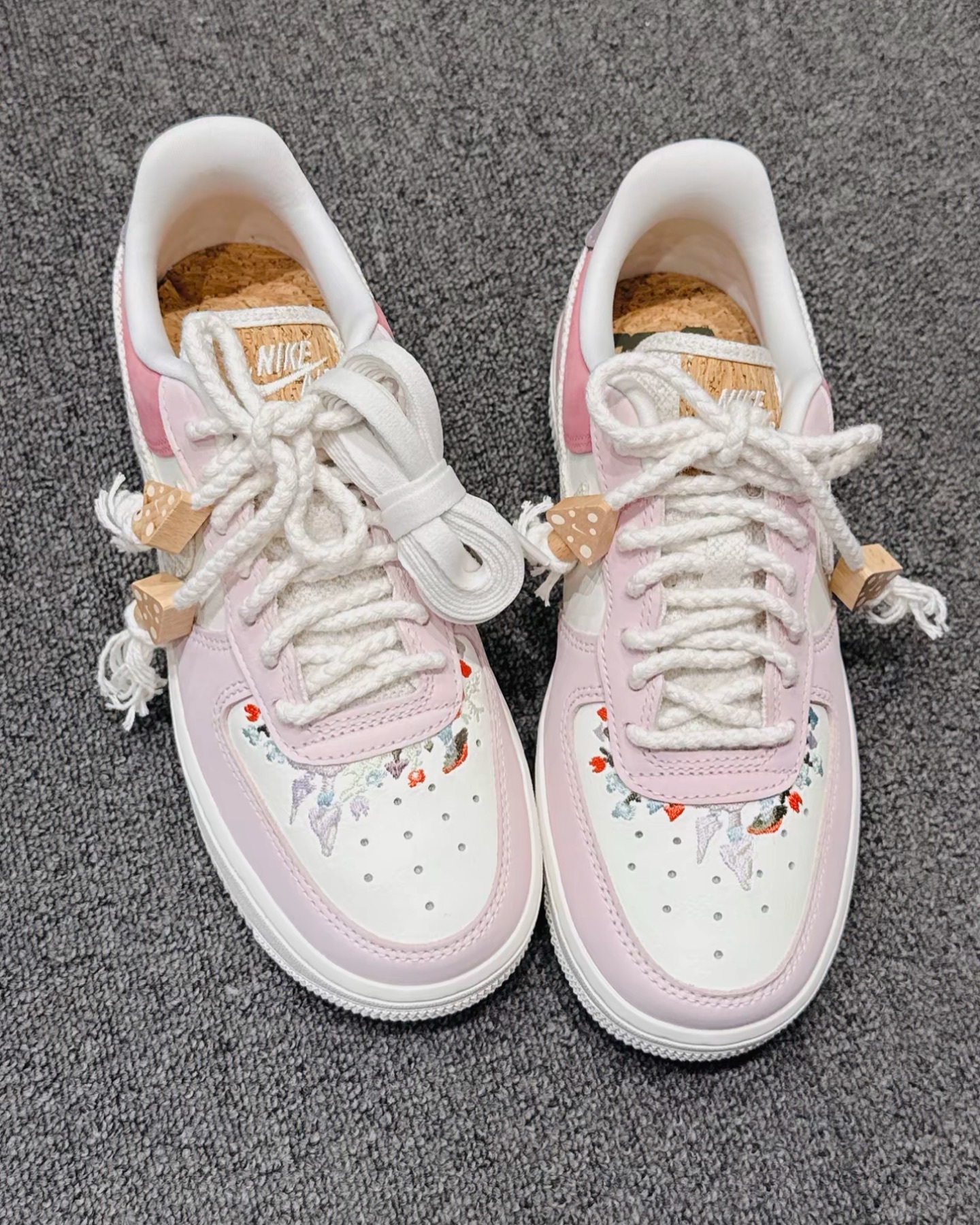 NIKE AIR FORCE 1 07 LX PINK 櫻花粉蘑菇王國 IB8874-111