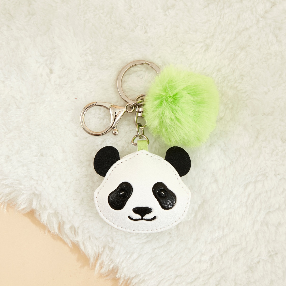 An An PU Pomm Pom Keychain – Green