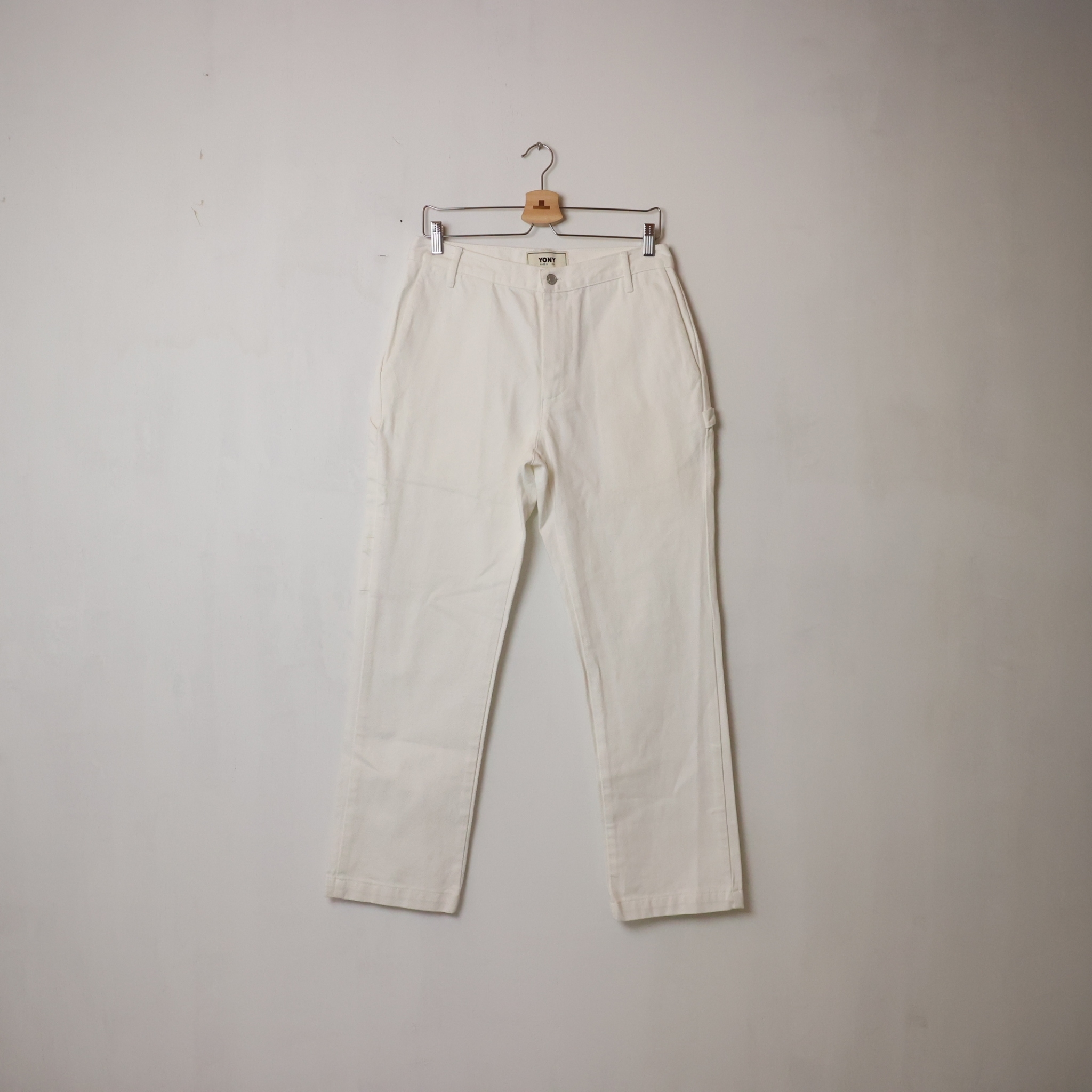 Yony Straight-Leg Jeans SIZE W32