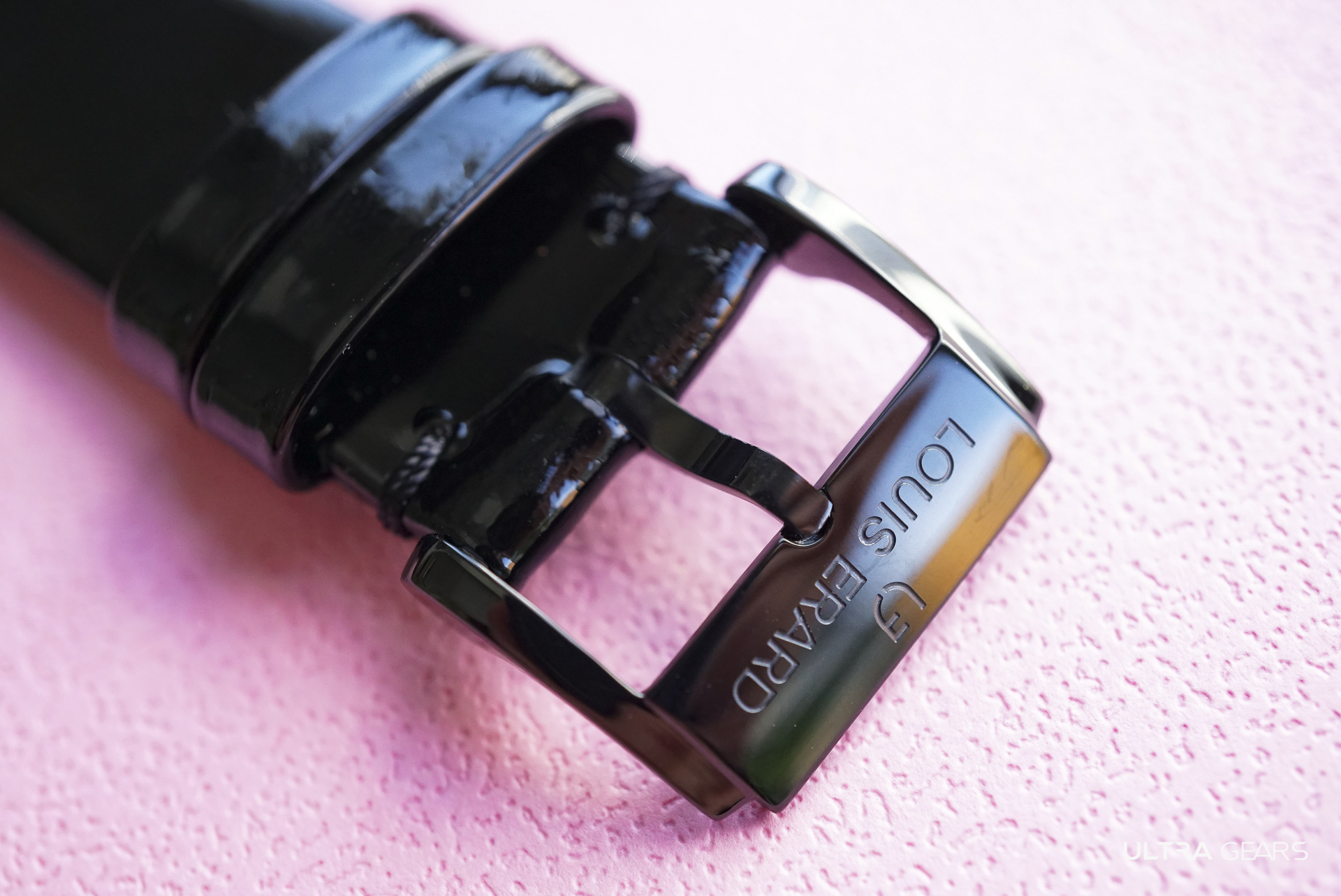 Le Régulateur Louis Erard x Sylvie Fleury Palette of  Shadows_85238NN42.BVAS89