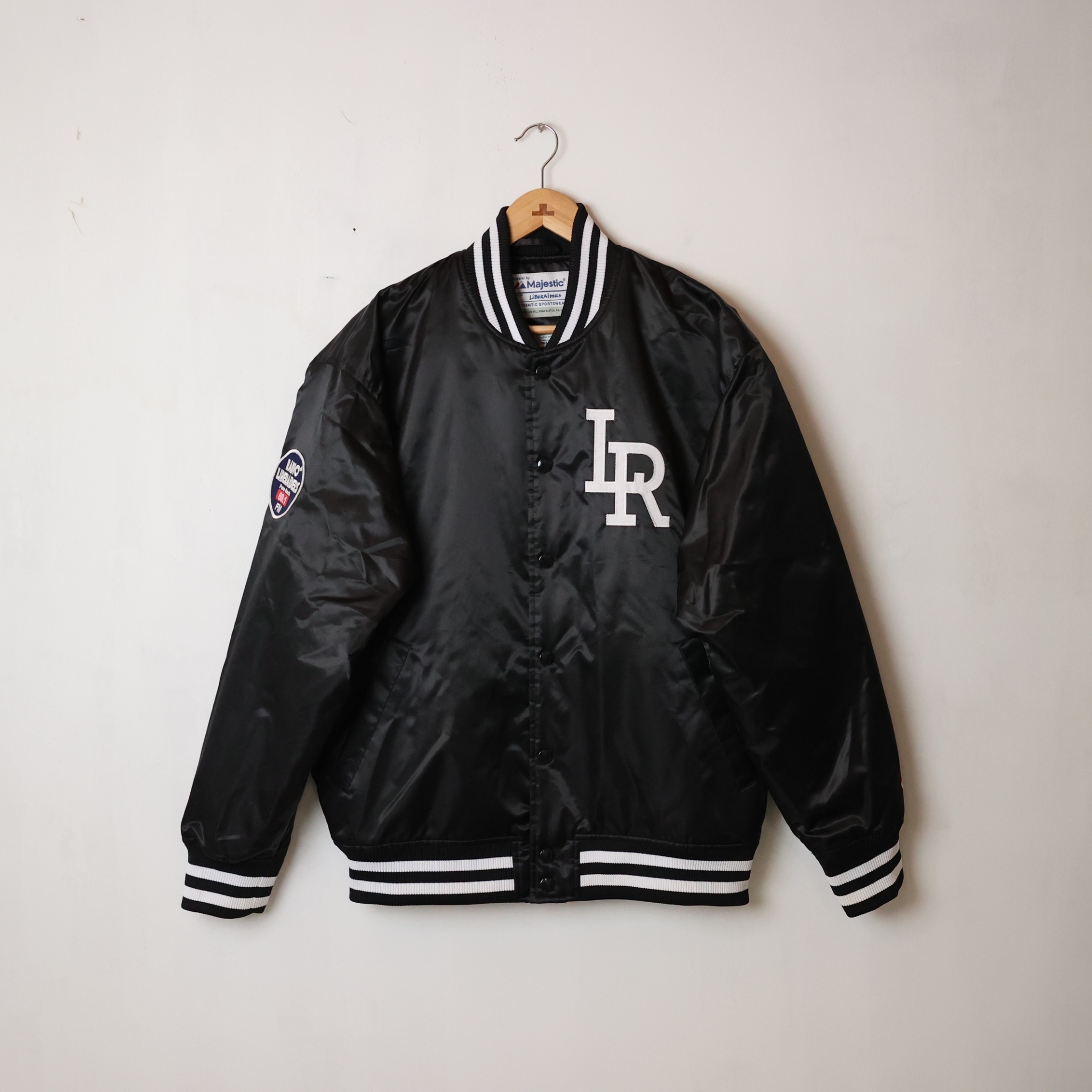 LIBERAIDERS 22A/W LR MAJESTIC STADIUM JACKET SIZE M