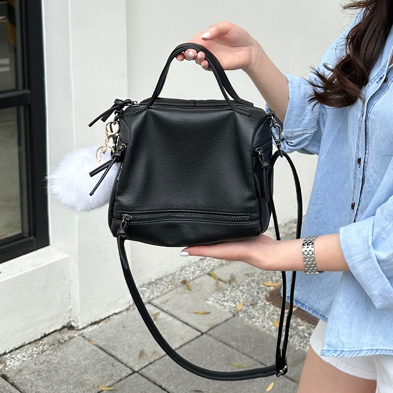 可愛毛毛球吊飾