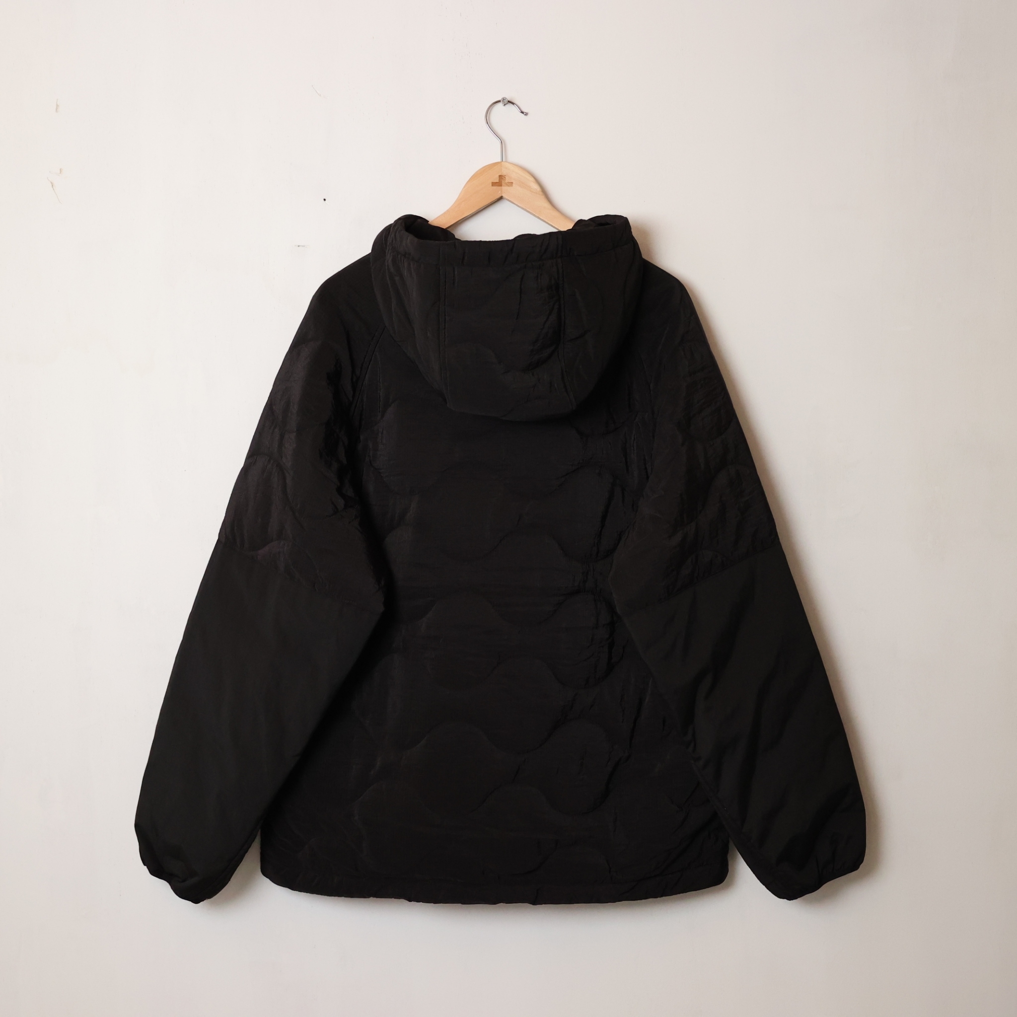 Liberaiders QUILTED RIPSTOP NYLON HOODIE SIZE L