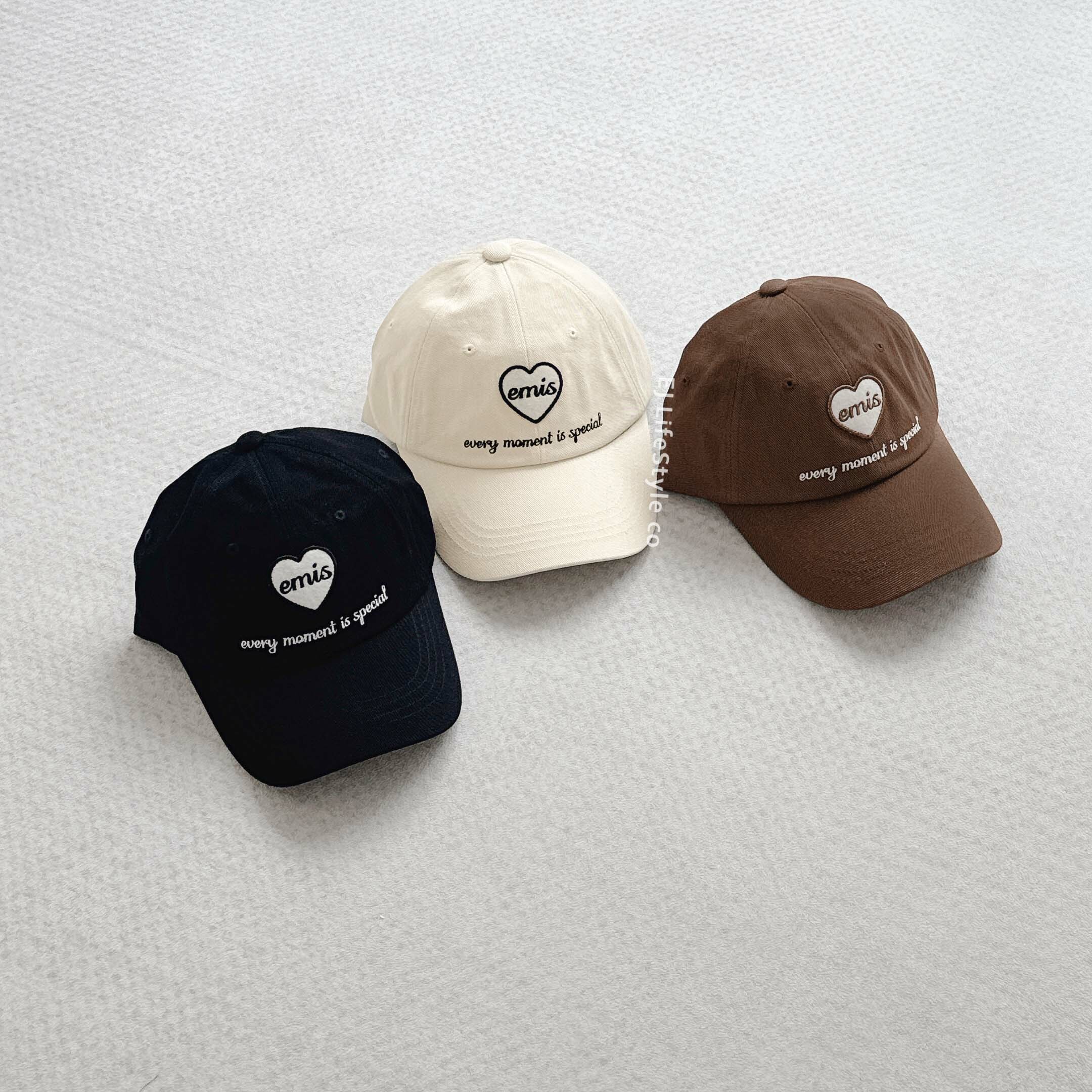 🇰🇷 EMIS HEART WAPPEN BALL CAP 愛心 多色 老帽 棒球帽 / 現貨