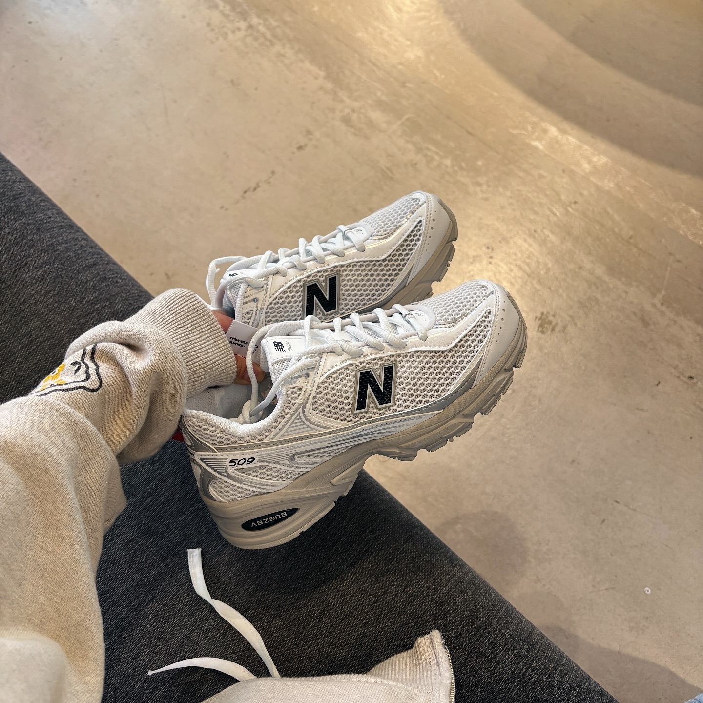 New Balance 509 日本新款 奶油淺灰 黑色 男女 復古鞋 U509WS